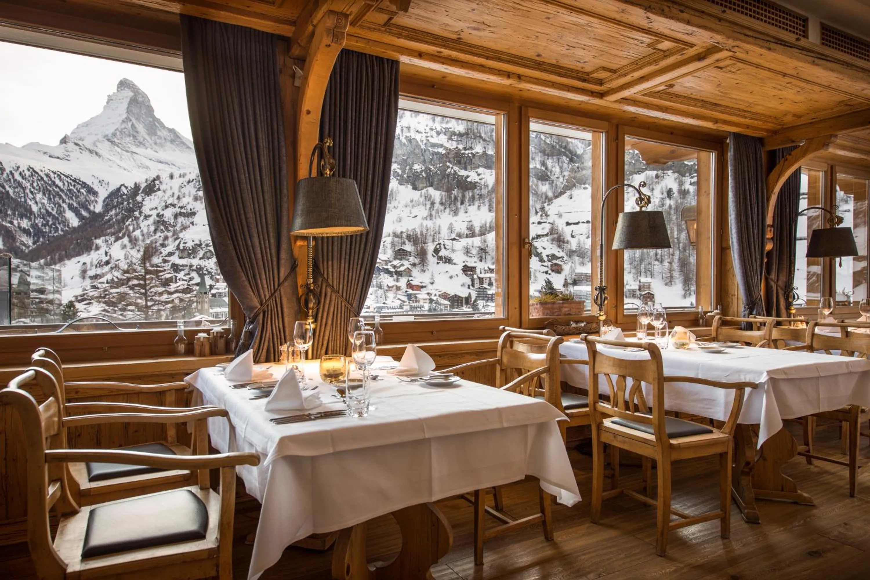 Restaurant/places to eat in Petit Chalet by Schönegg