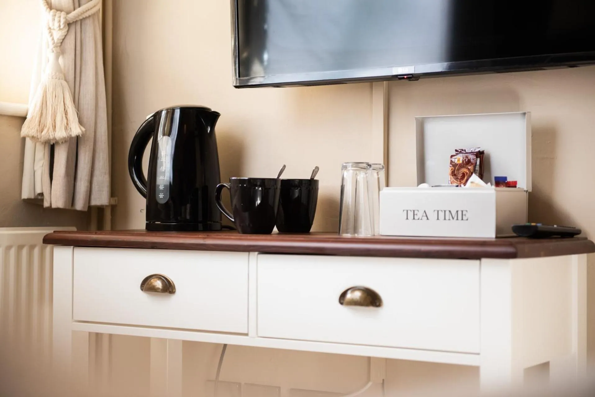 Bedroom in The Talkhouse