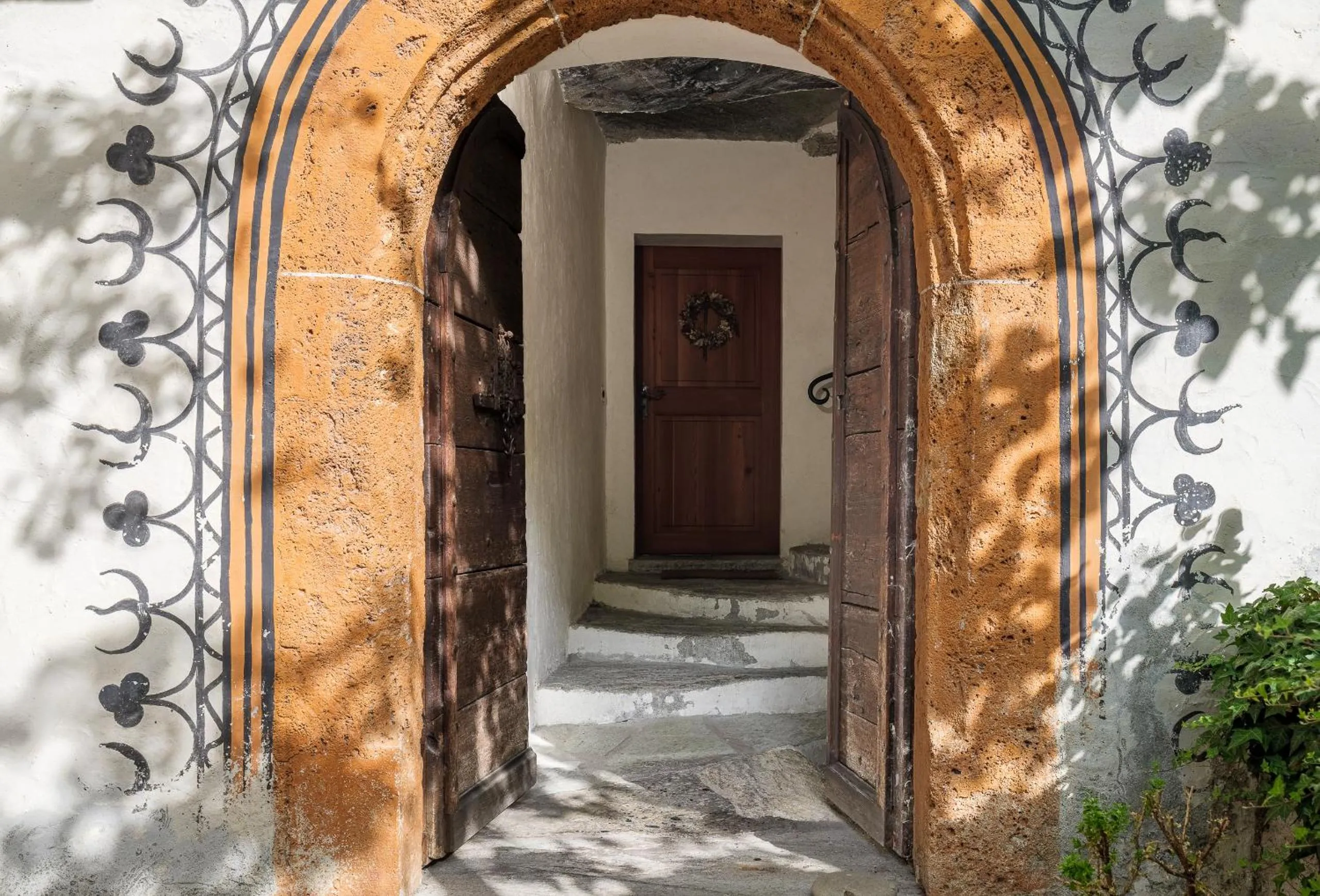 Facade/entrance in Cricerhaus