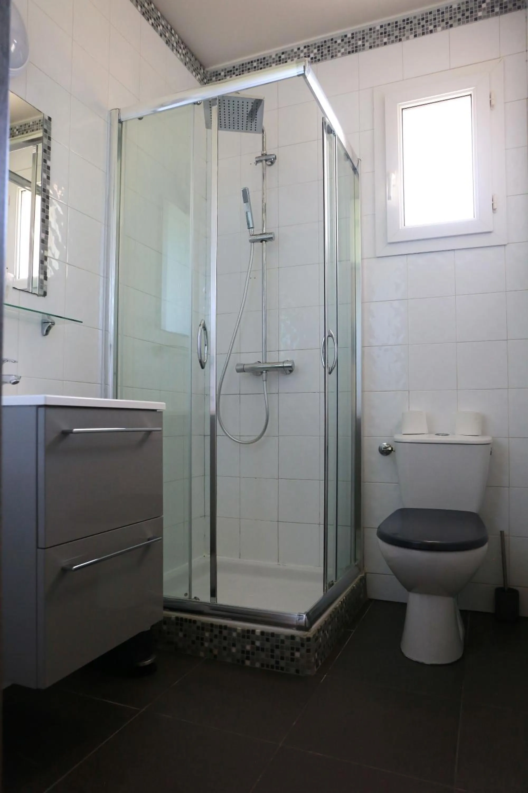 Bathroom in Le Banana's Hotel