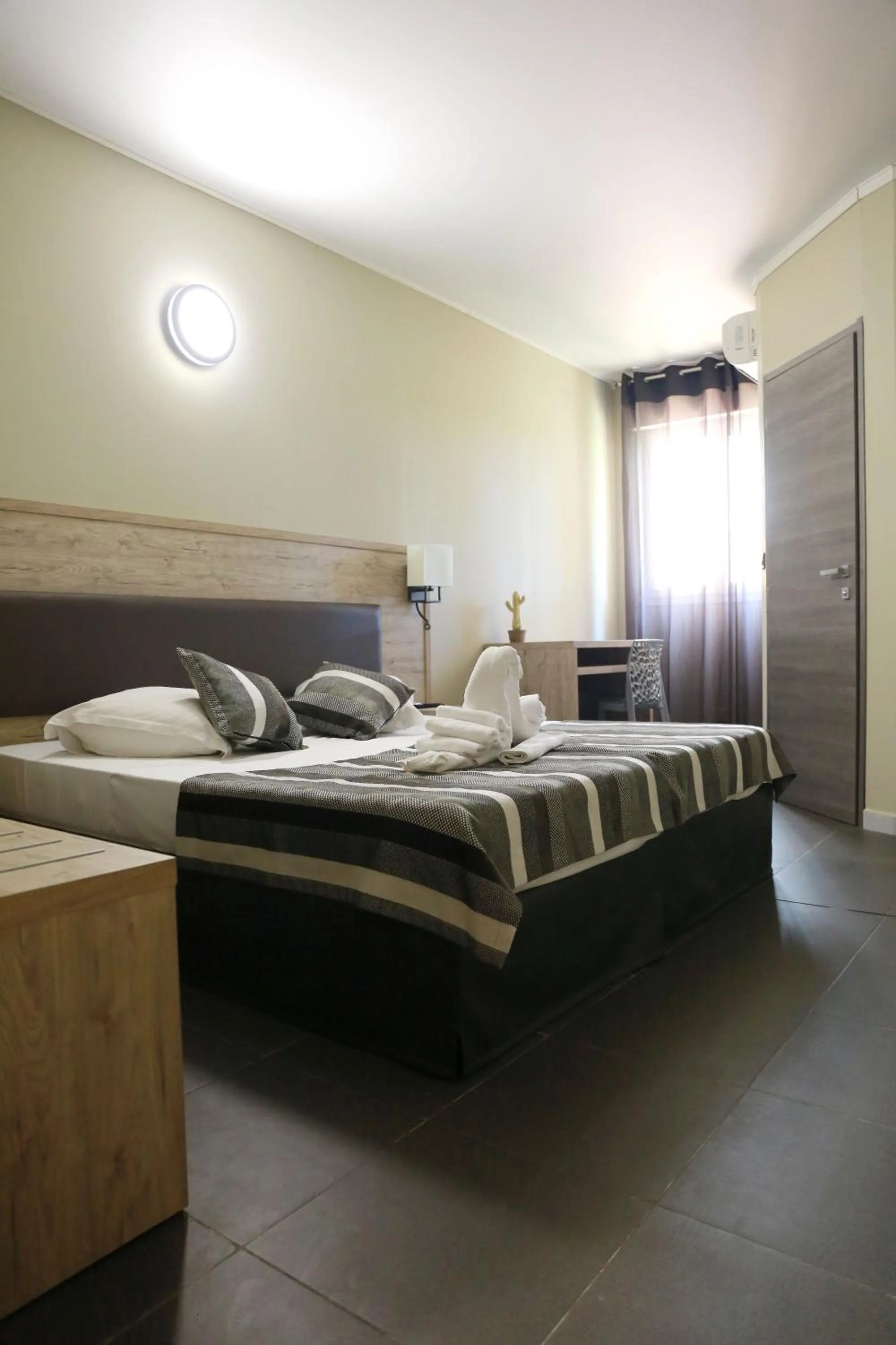 Bedroom in Le Banana's Hotel