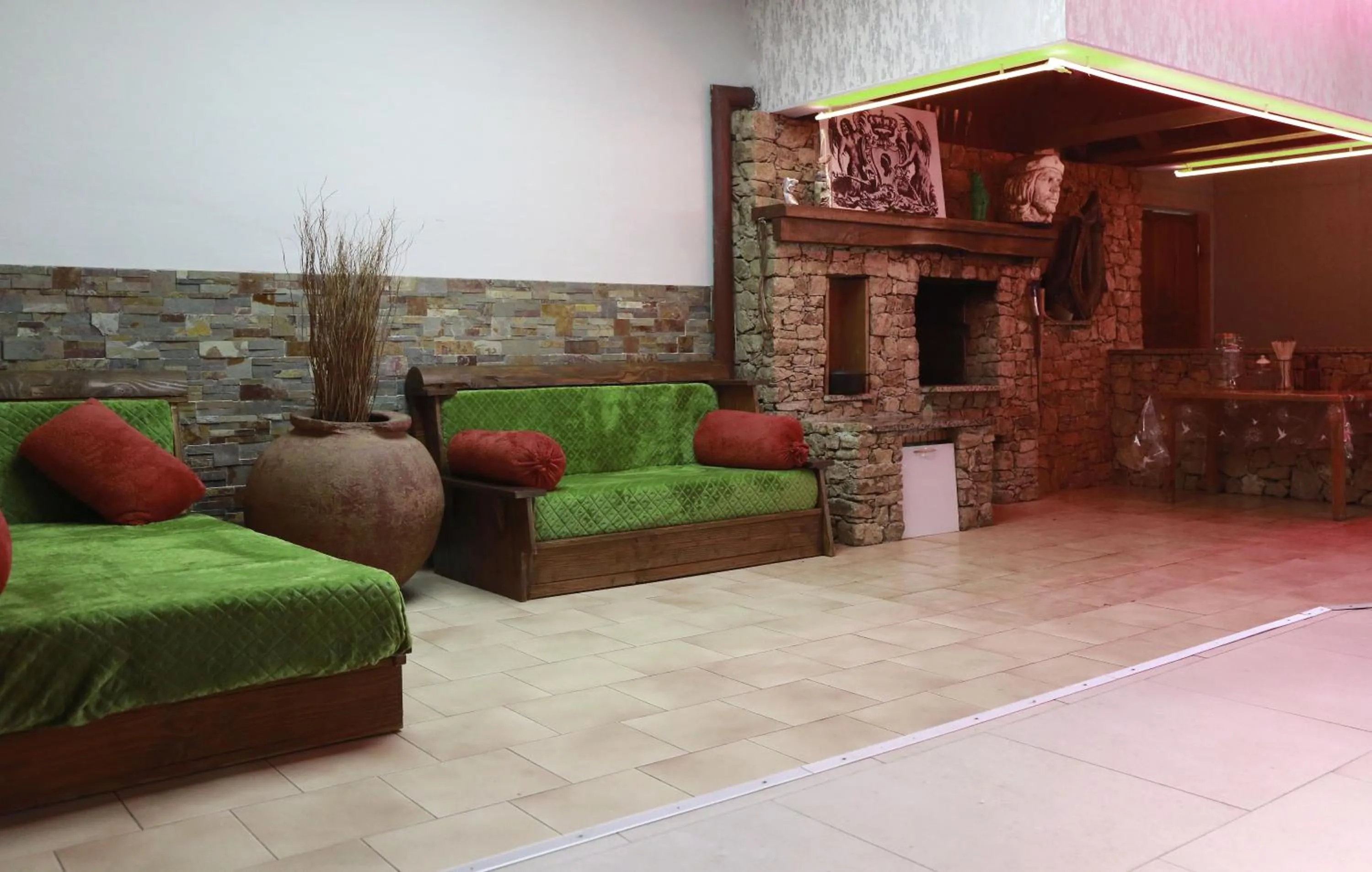 Living room in Le Banana's Hotel