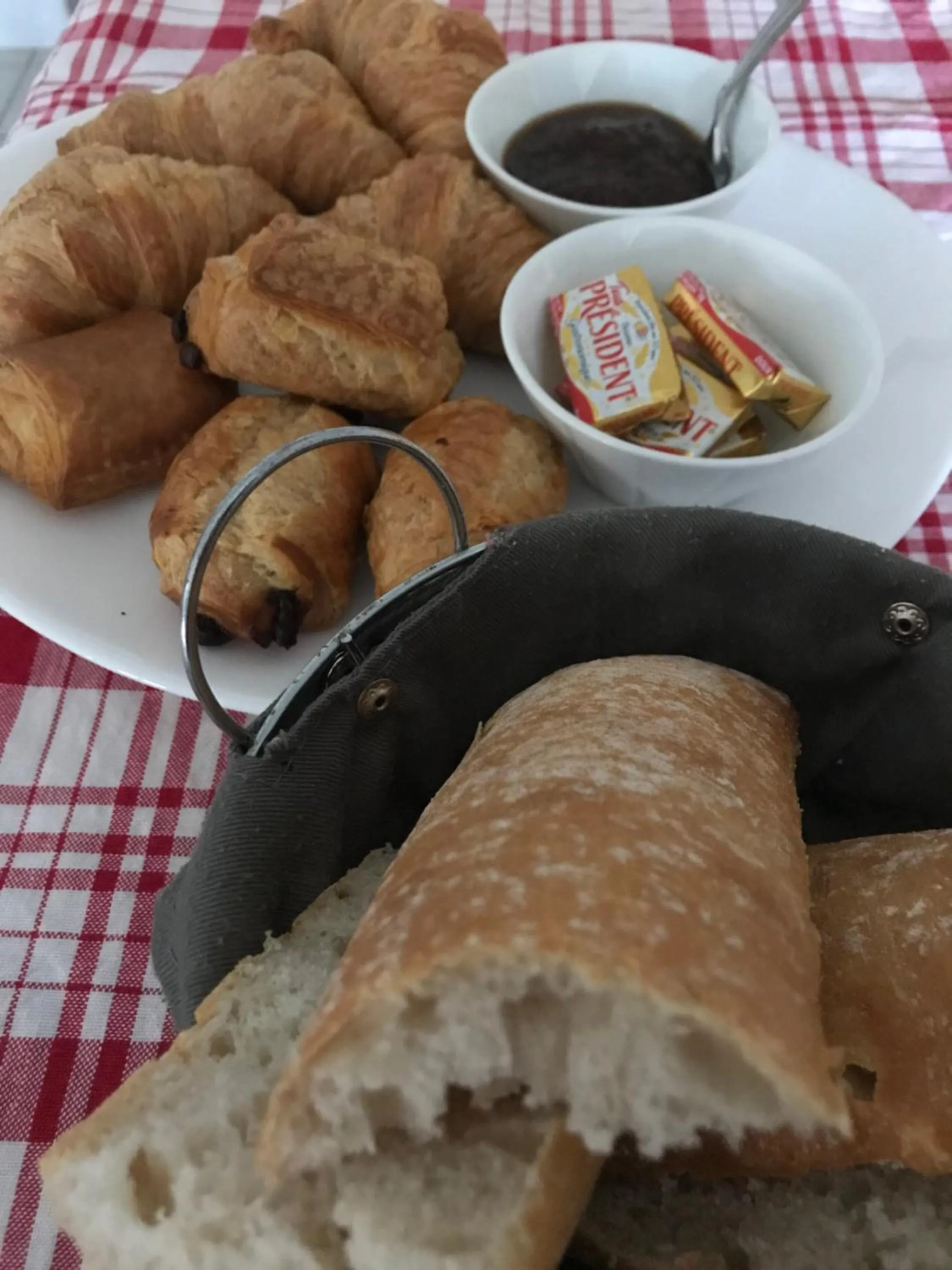 Food and drinks in Le Banana's Hotel