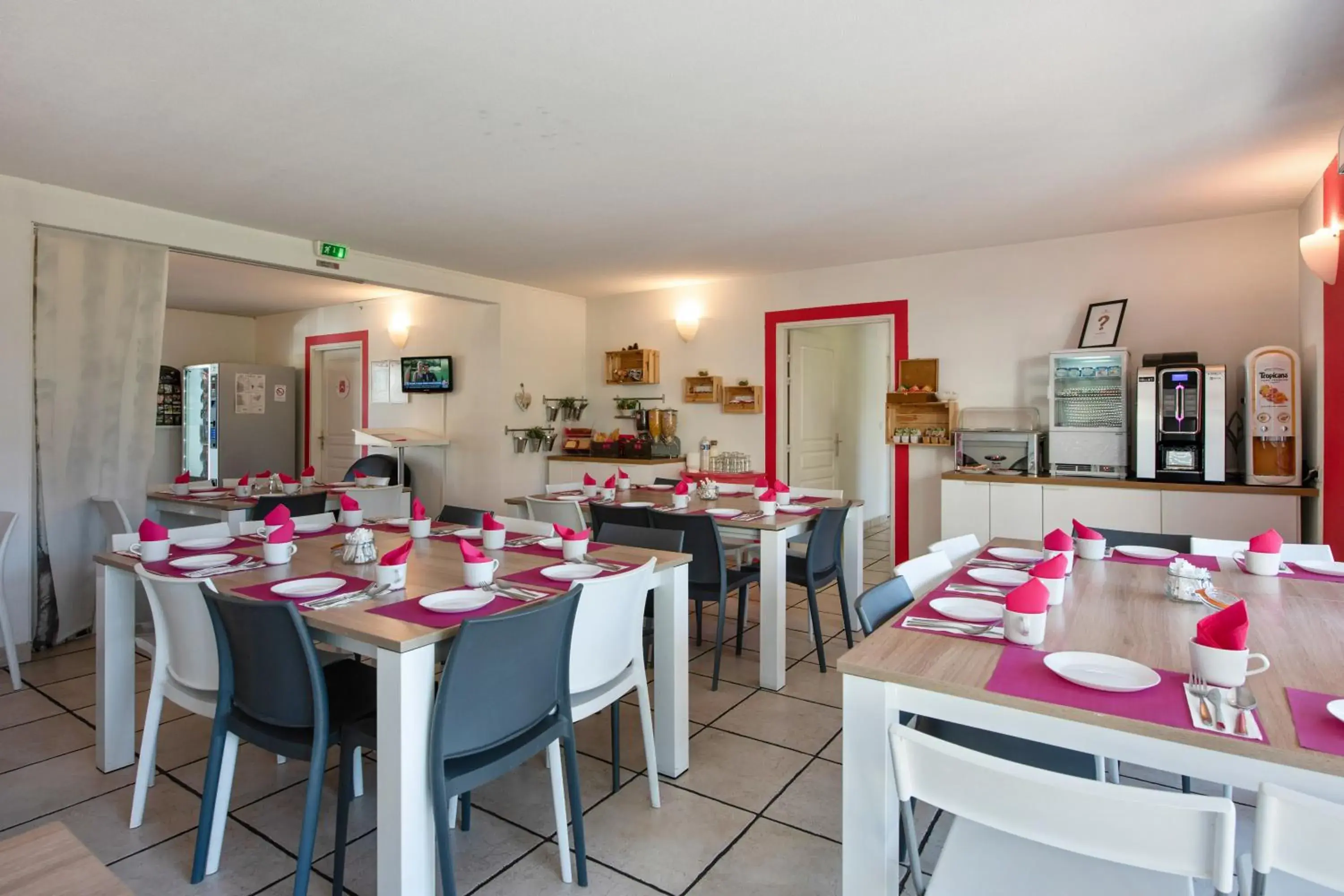 Food and drinks in Appart'City Classic Dijon - Toison D'Or Food and drinks in Appart'City Classic Dijon - Toison D'Or