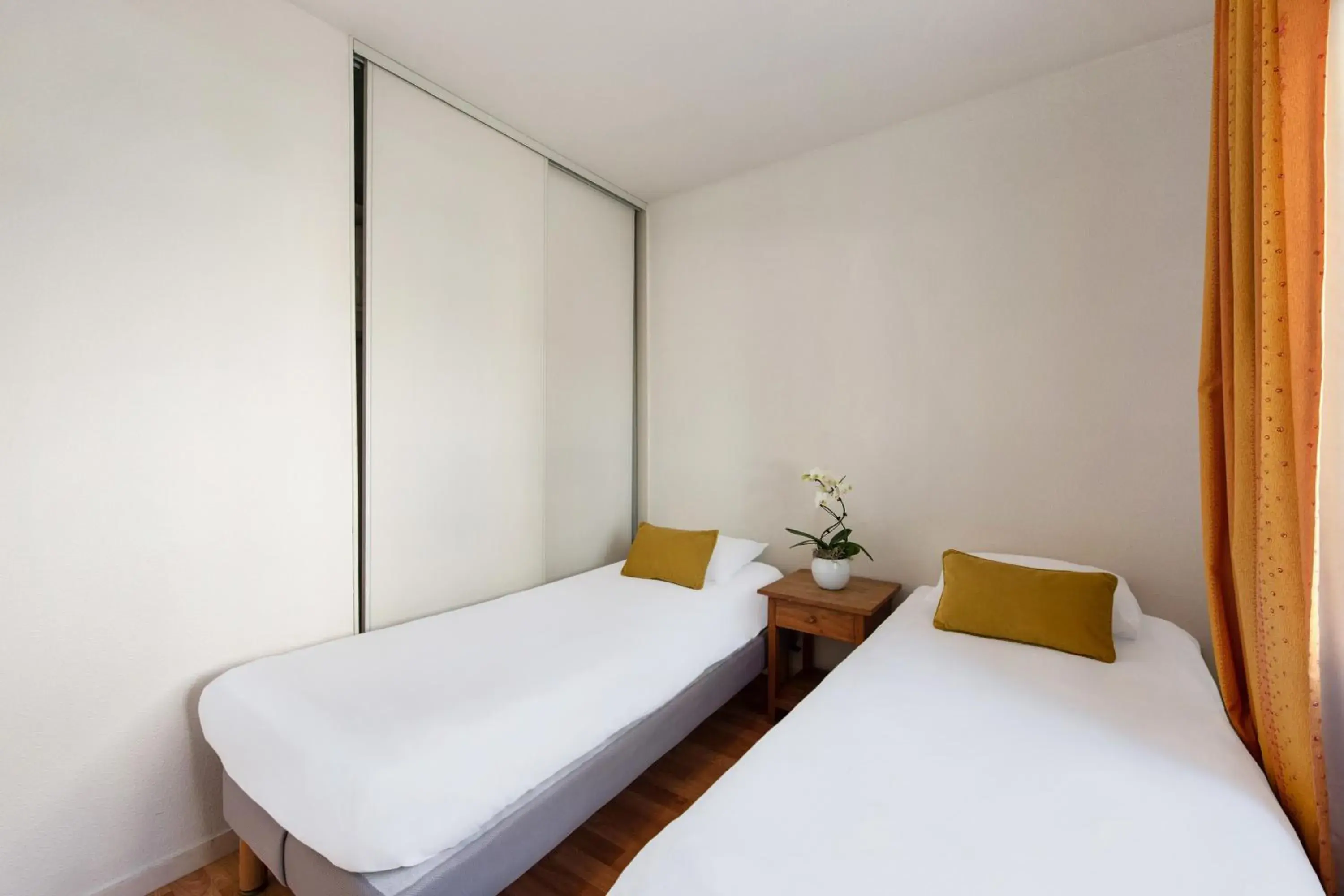 Bed in Appart'City Classic Dijon - Toison D'Or Bed in Appart'City Classic Dijon - Toison D'Or