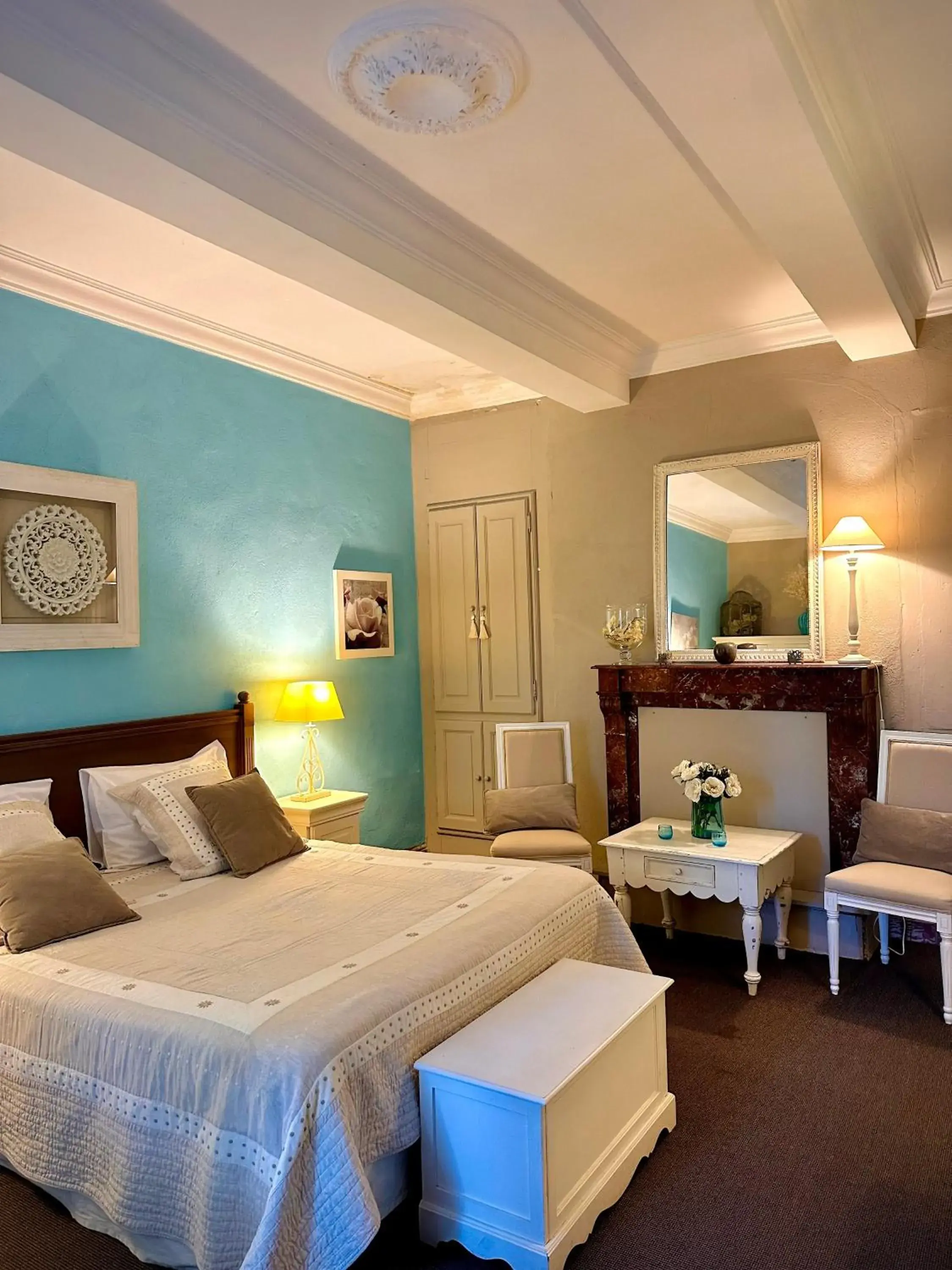 Comfort Double Room in Lacanepière Comfort Double Room in Lacanepière