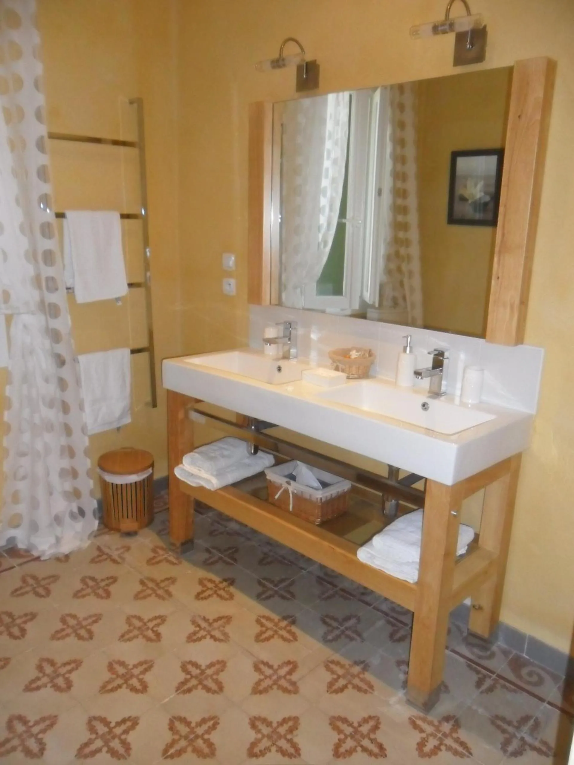 Bathroom in Lacanepière