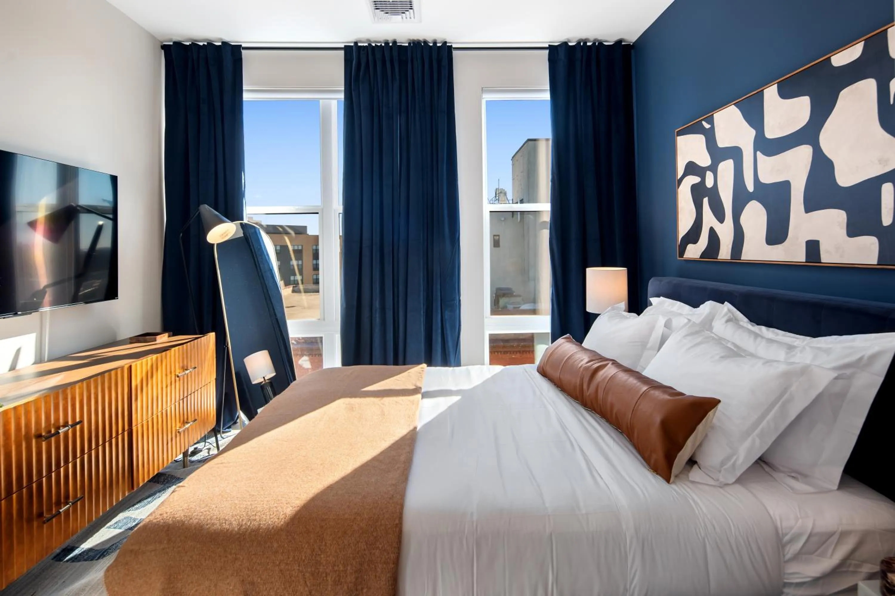 Bedroom, Bed in Luxury Furnished Apartments by Hyatus Downtown at Yale