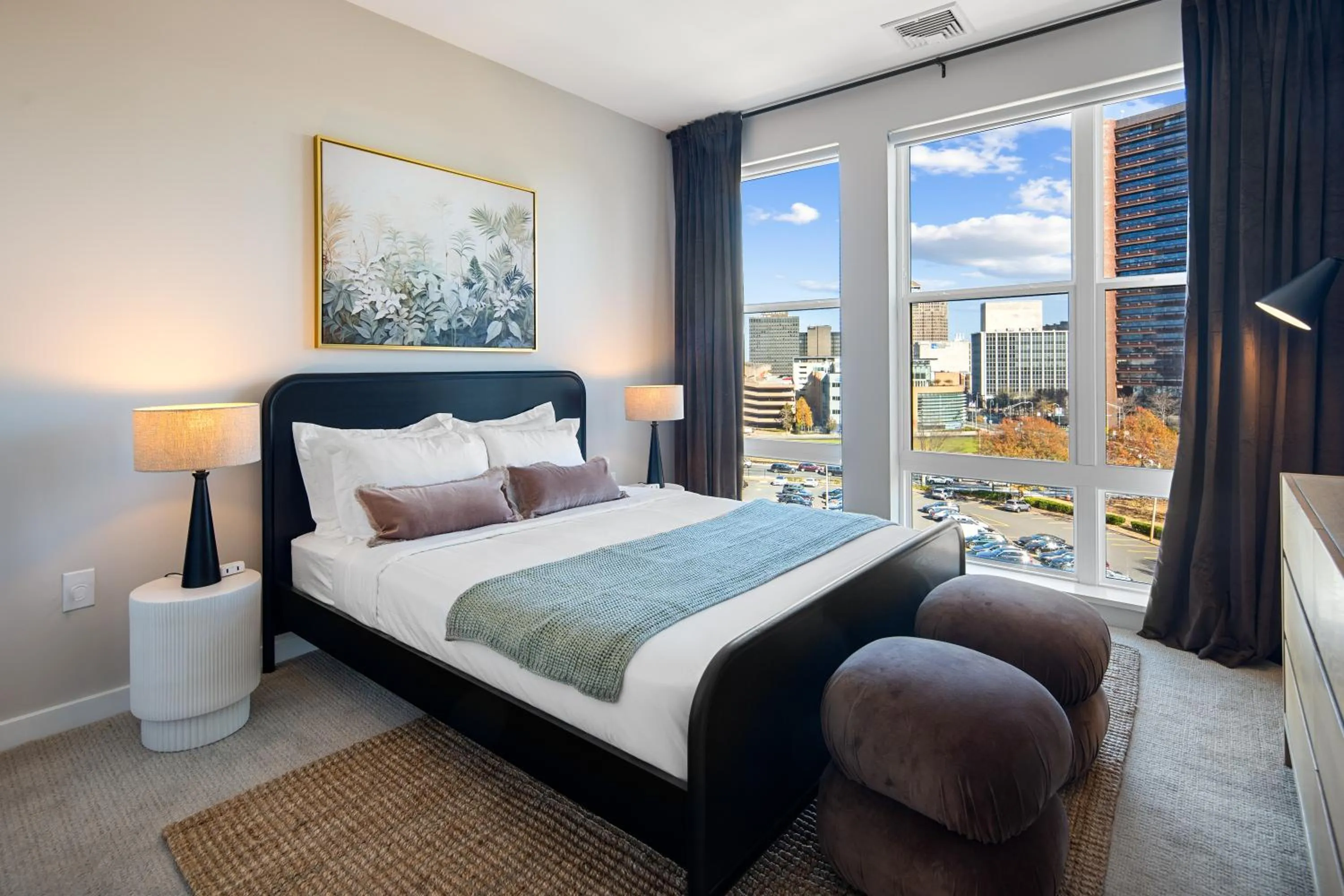 Photo of the whole room, Bed in Luxury Furnished Apartments by Hyatus Downtown at Yale