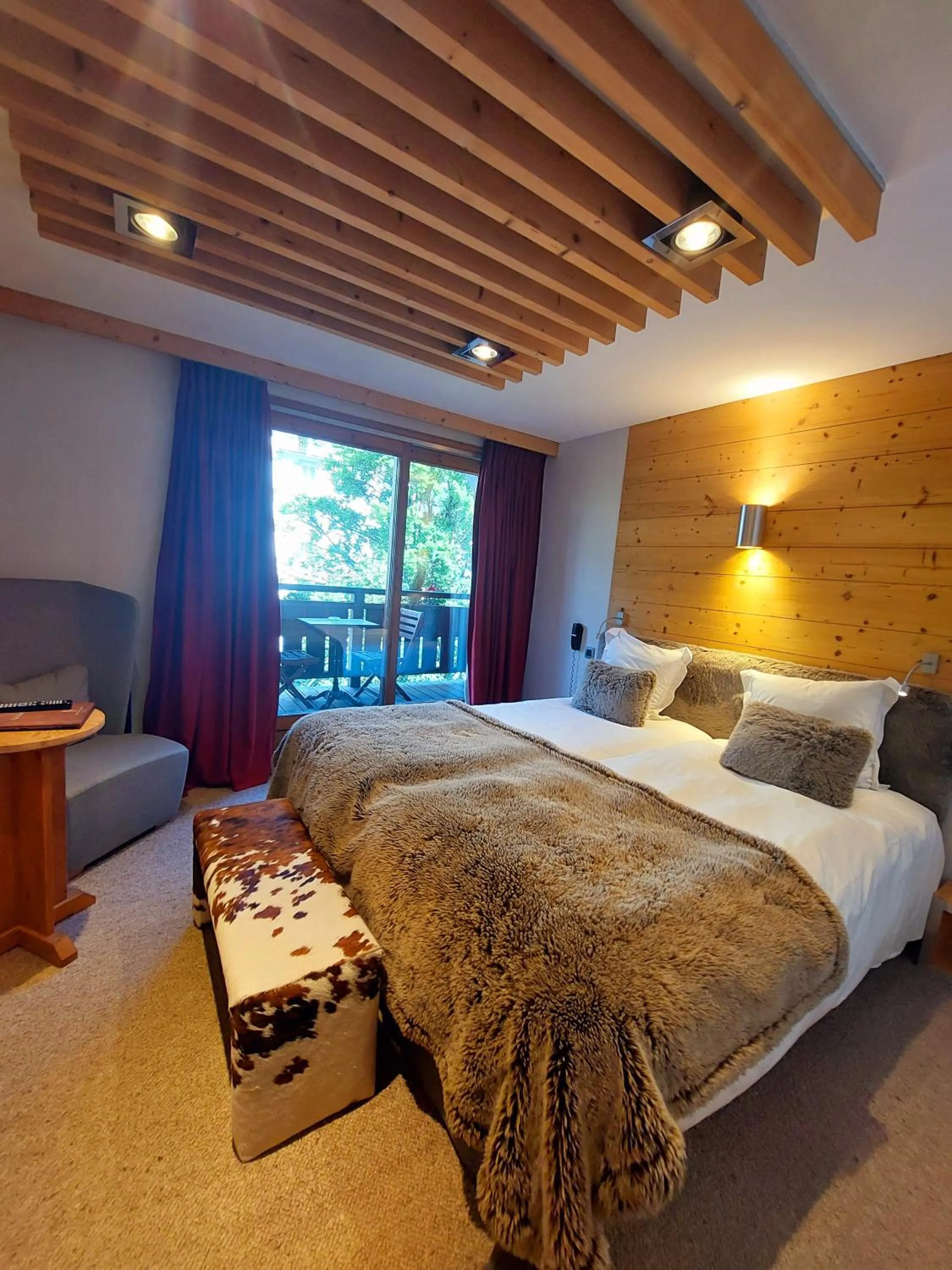 Bedroom, Bed in Park Hotel Suisse & Spa