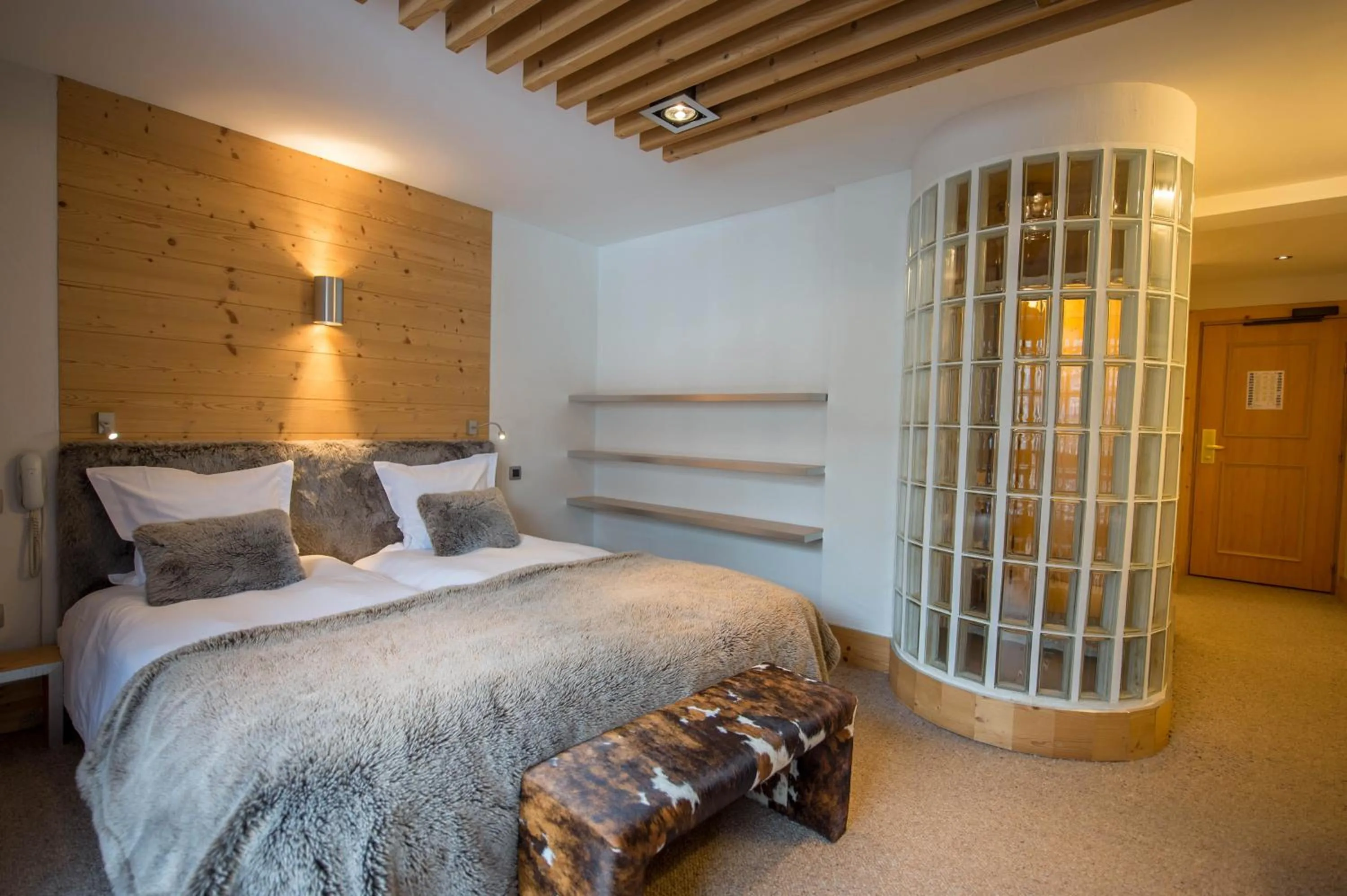 Bedroom, Bed in Park Hotel Suisse & Spa