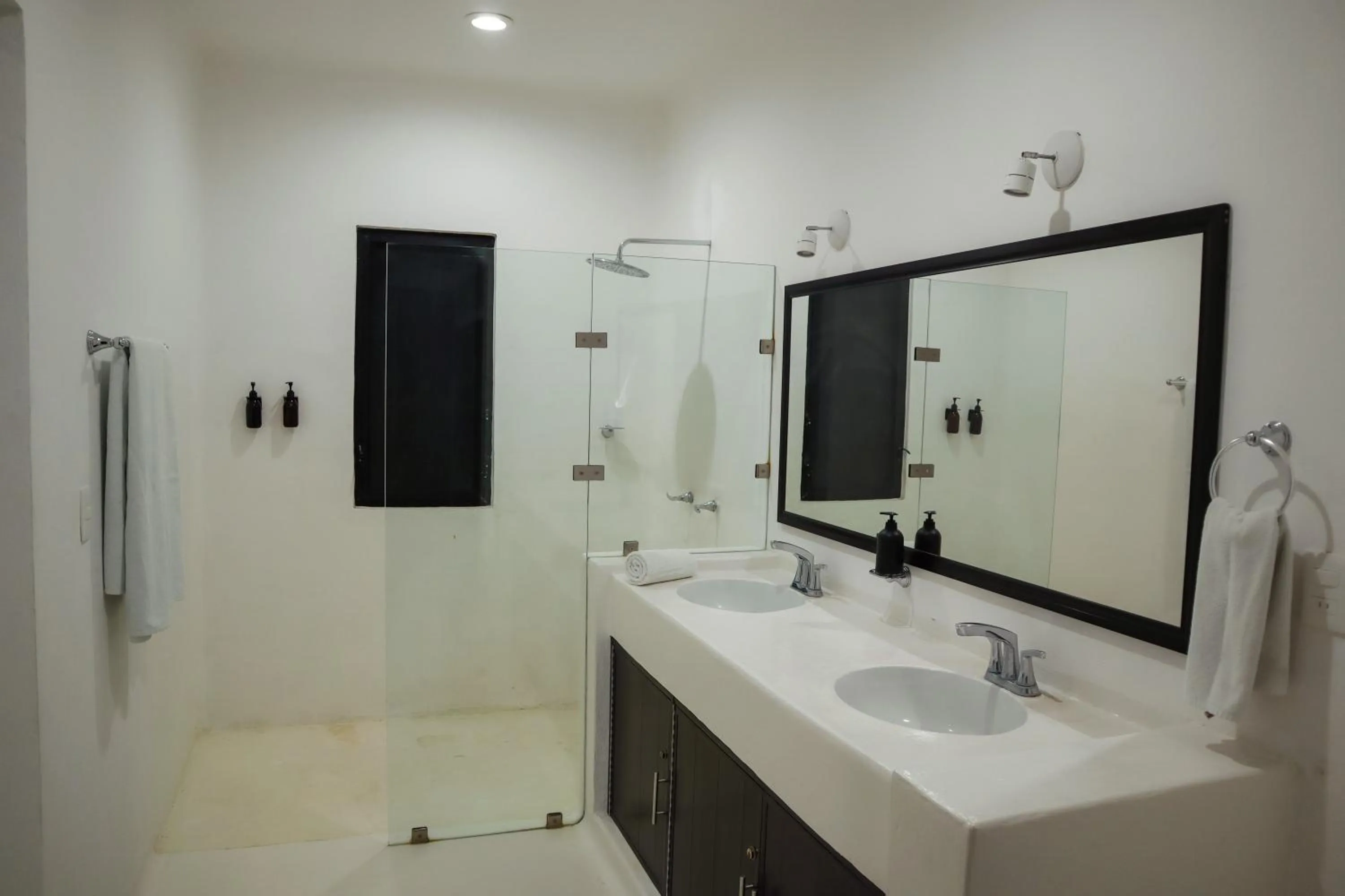 Bathroom in Royal Palm Bacalar Cabañas & Lagoon Club