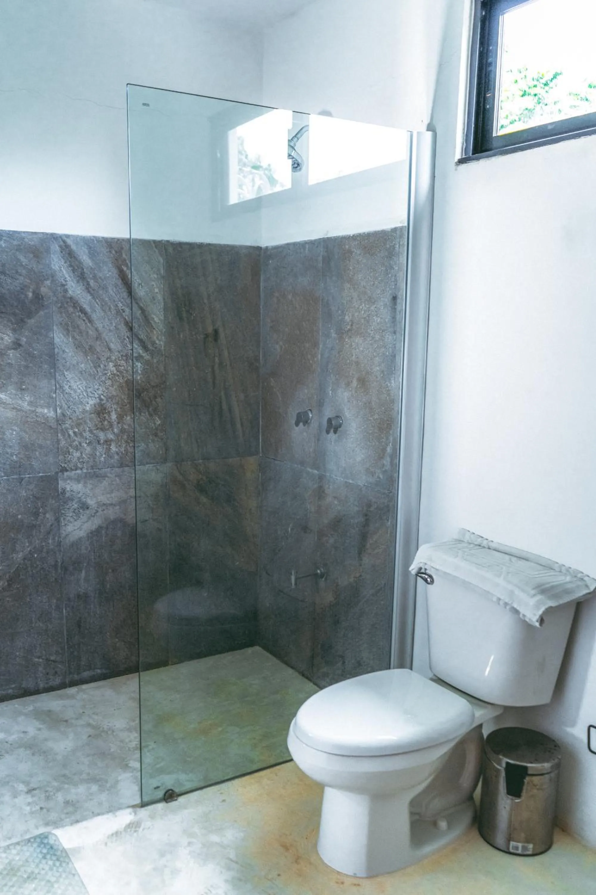 Shower in Royal Palm Bacalar Cabañas & Lagoon Club