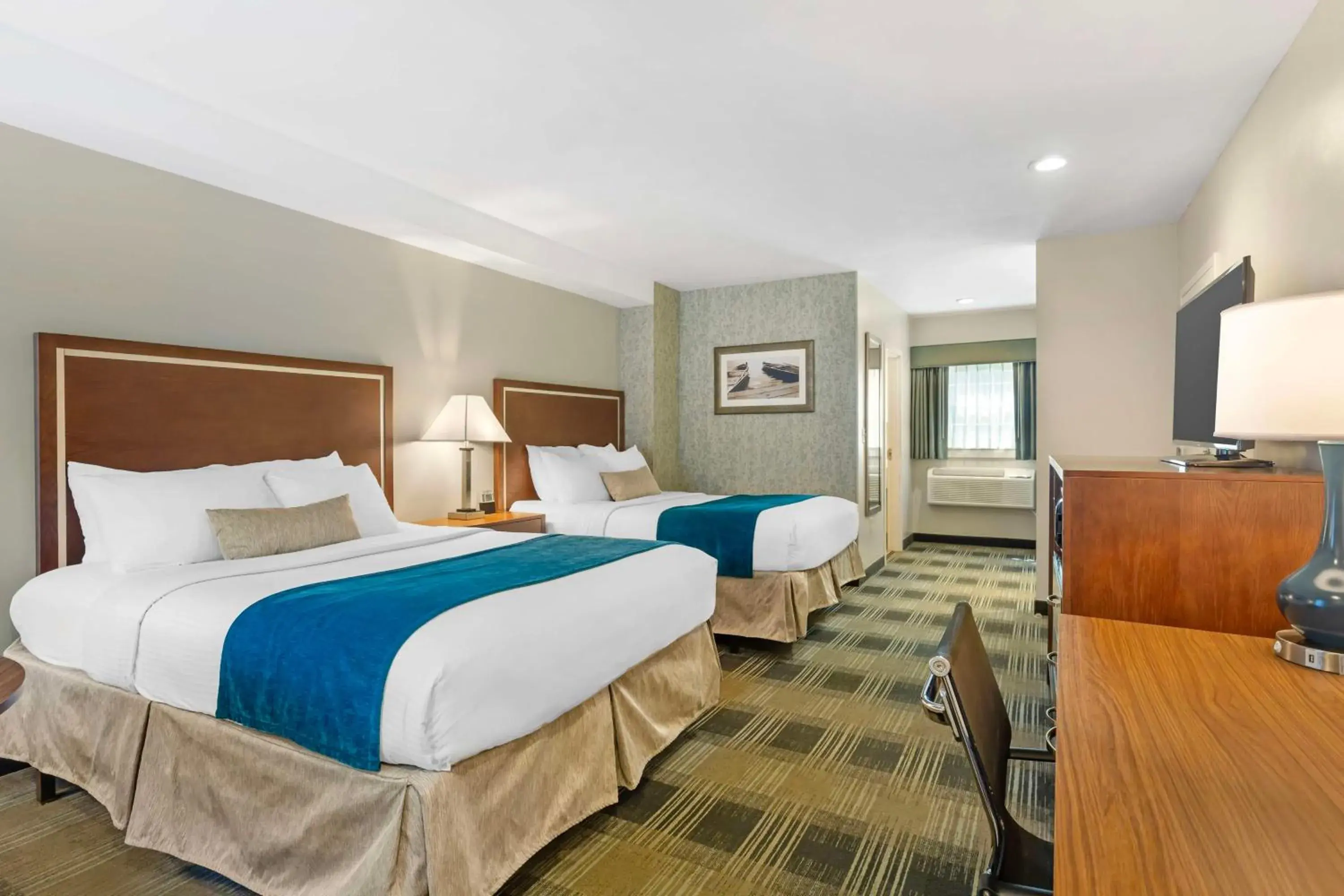 Bedroom, Bed in Best Western Plus Cold Spring Bedroom, Bed in Best Western Plus Cold Spring