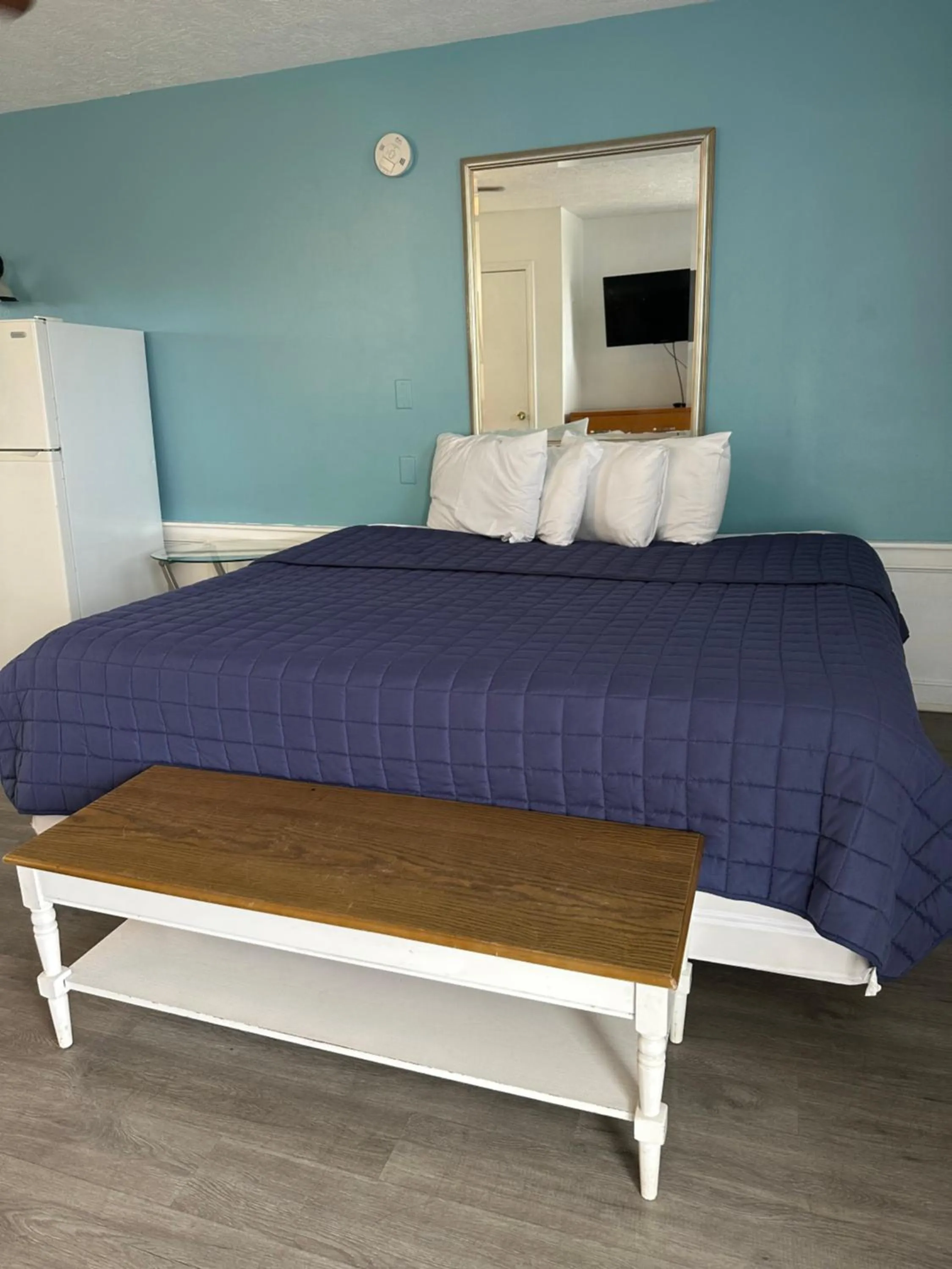 Nautical Motel