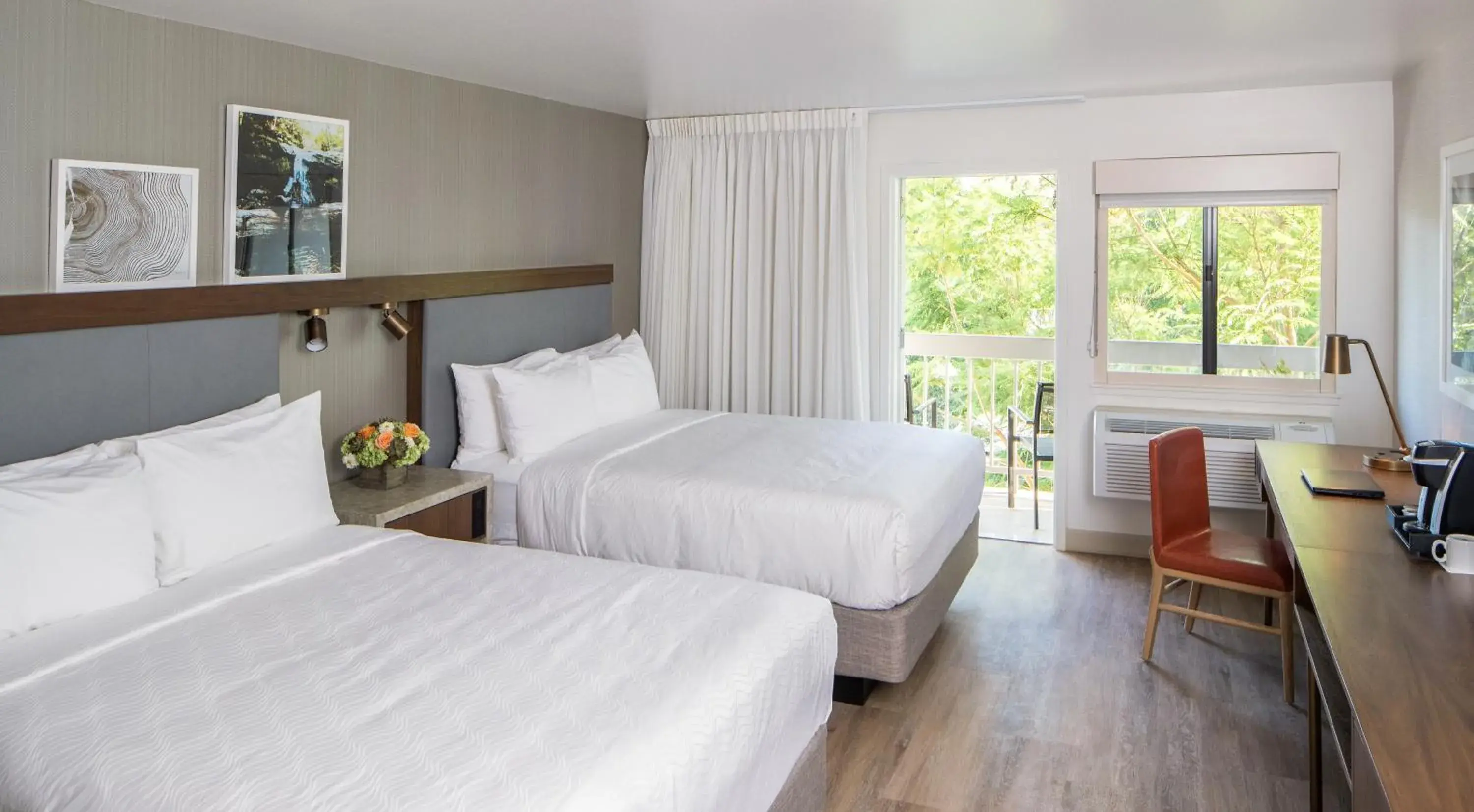 Photo of the whole room, Bed in The Domain Hotel Photo of the whole room, Bed in The Domain Hotel