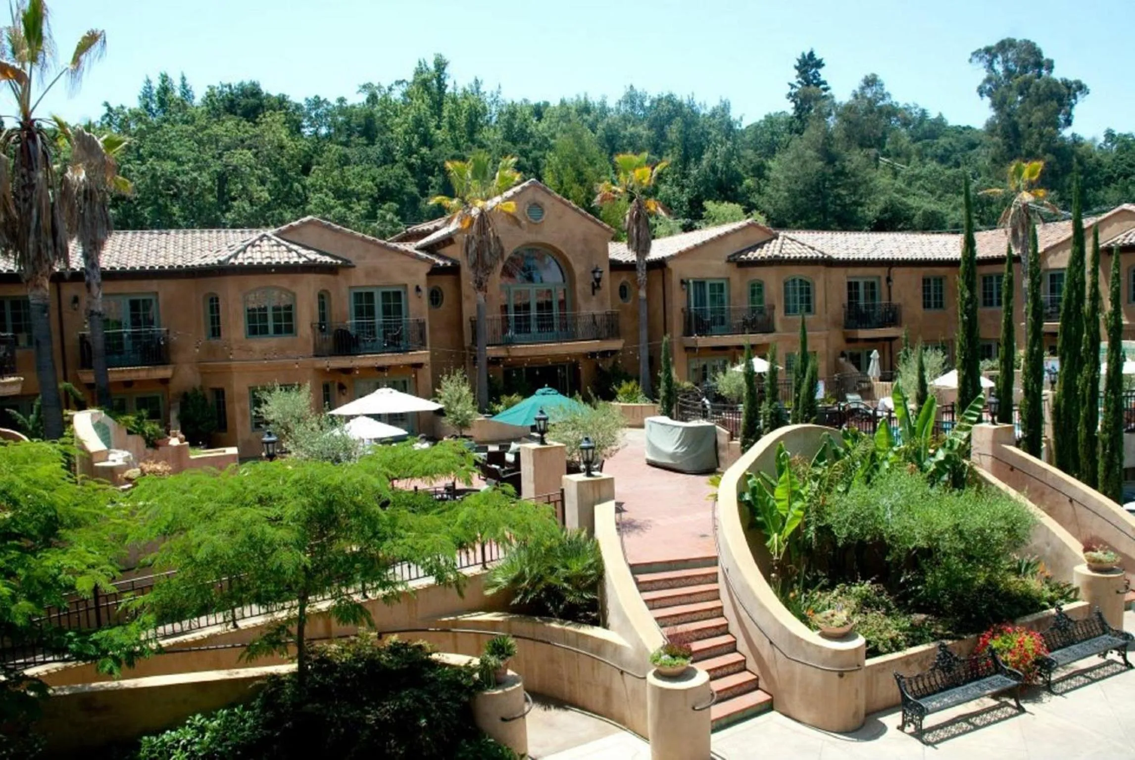 Facade/entrance in Hotel Los Gatos