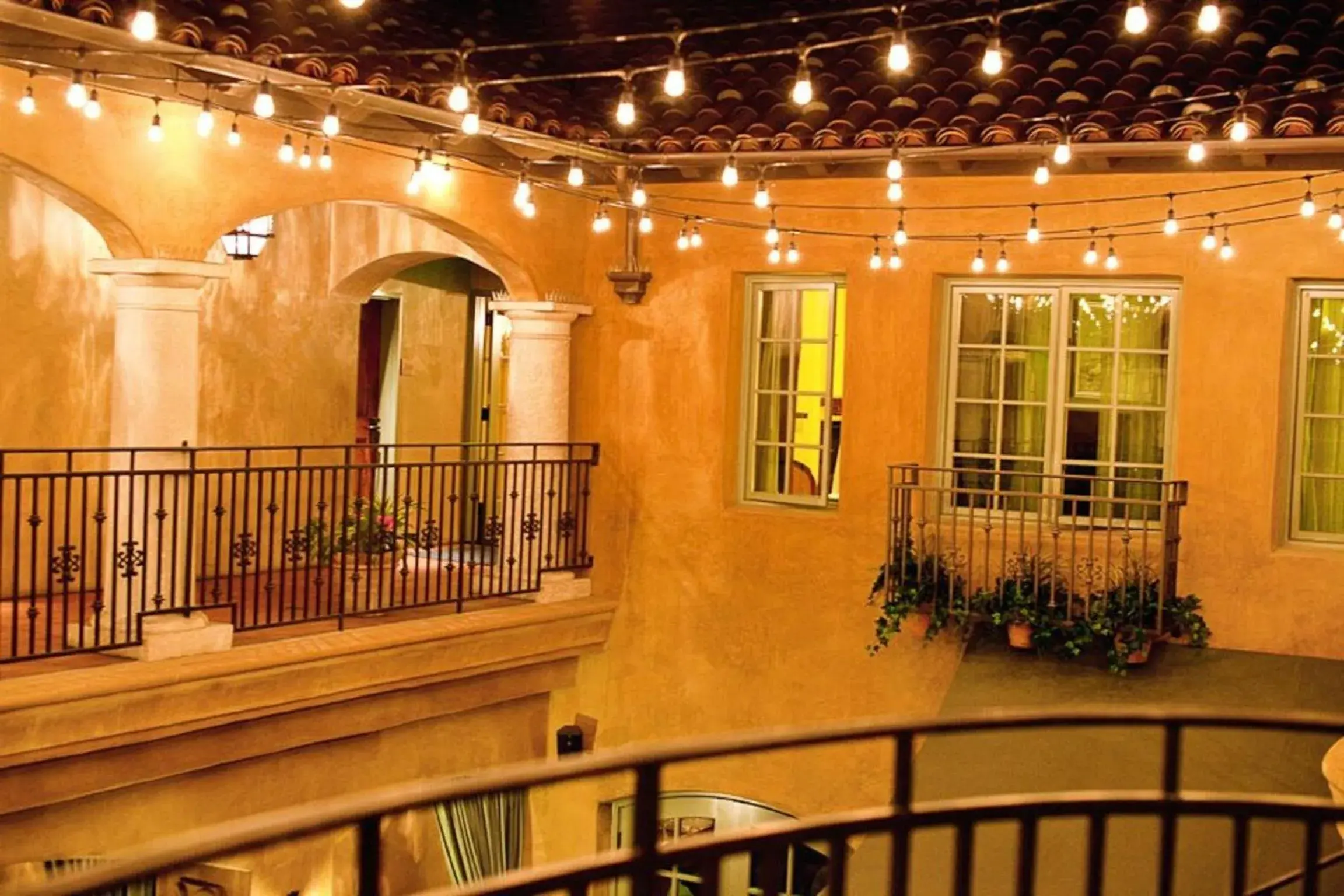 Facade/entrance in Hotel Los Gatos Facade/entrance in Hotel Los Gatos