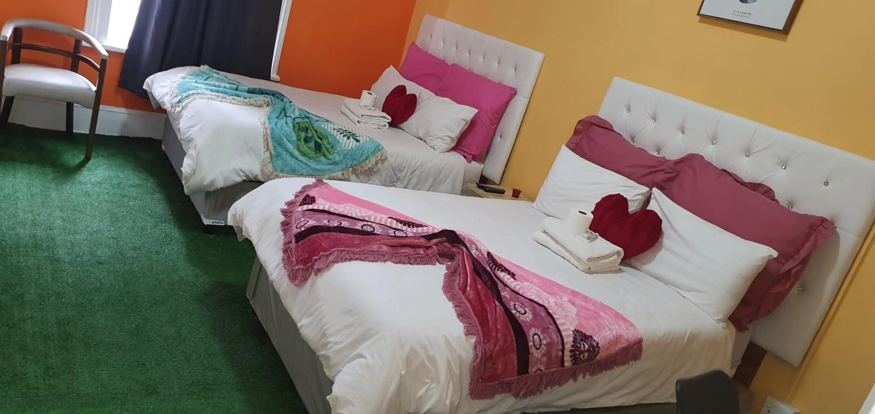 Bed in Helpful lodge