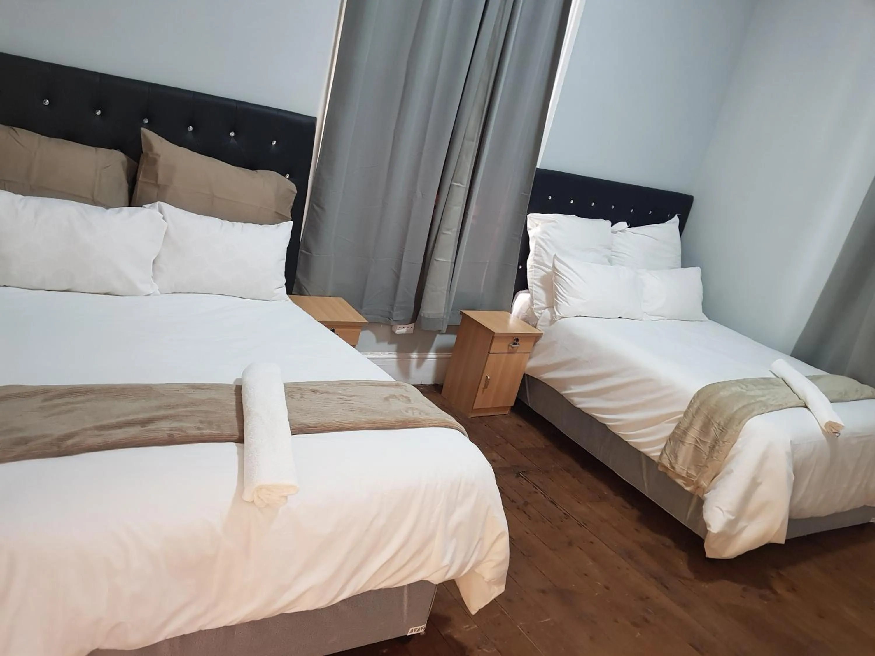 Bed in Helpful lodge