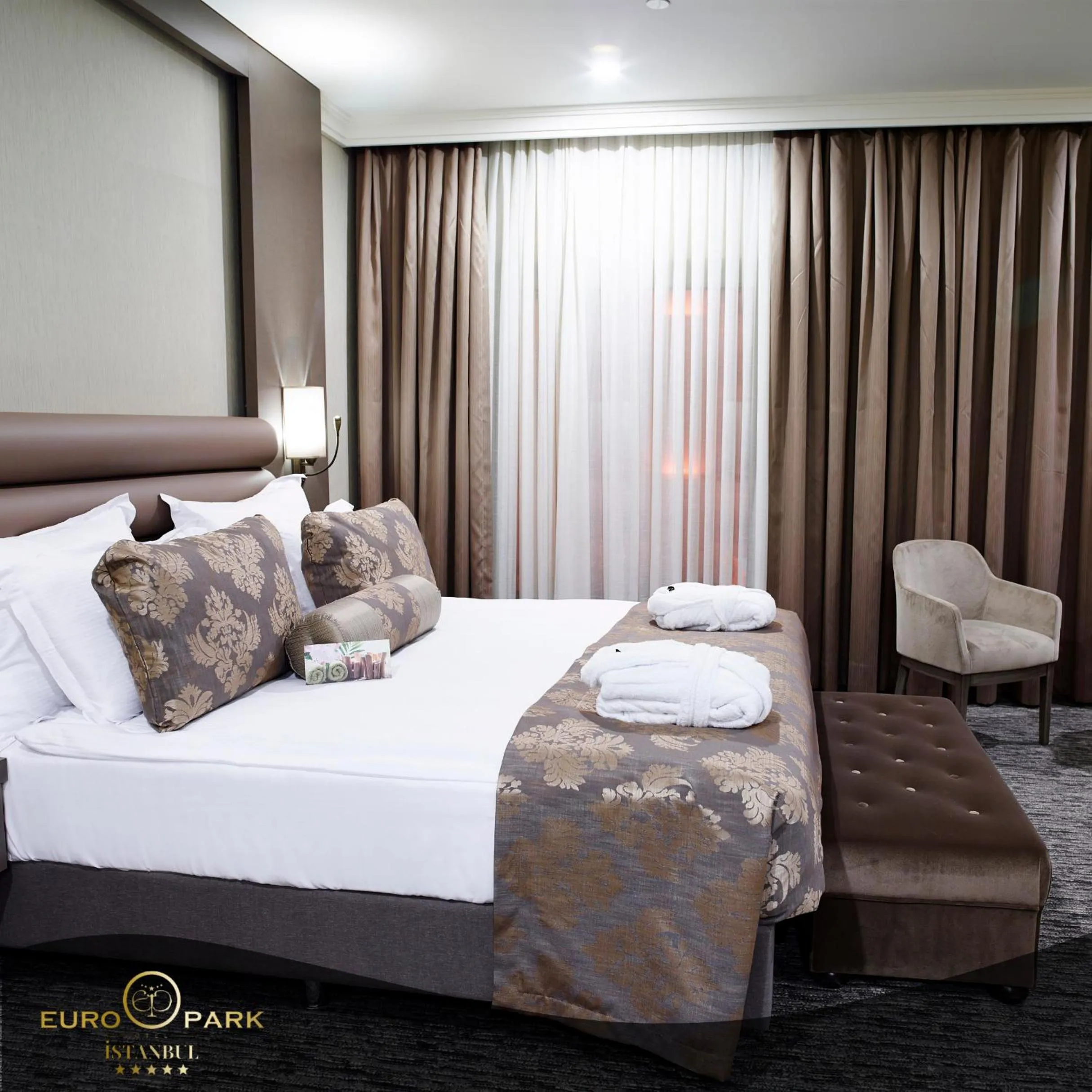 Bed in Euro Park Otel