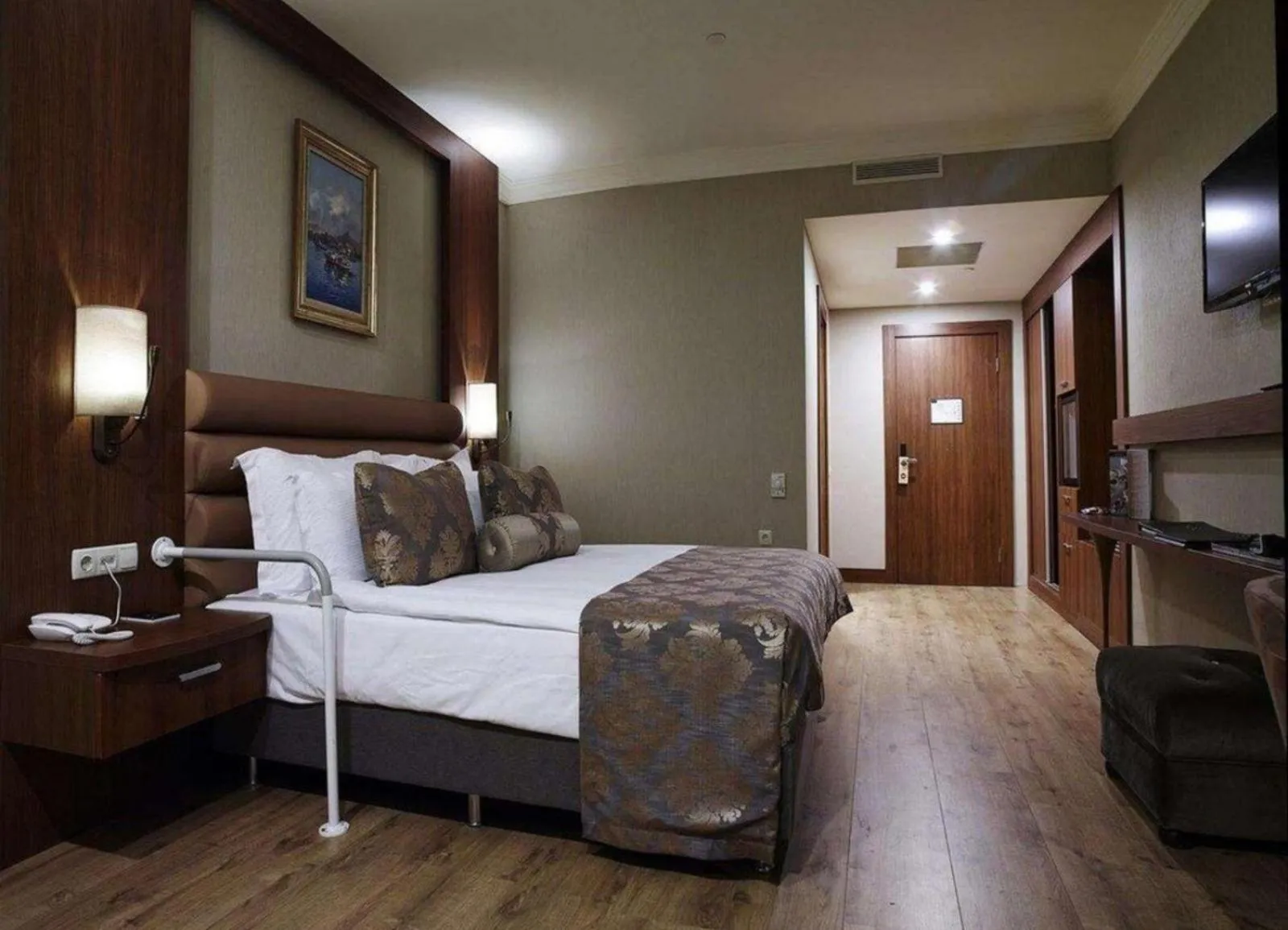 Photo of the whole room, Bed in Euro Park Otel