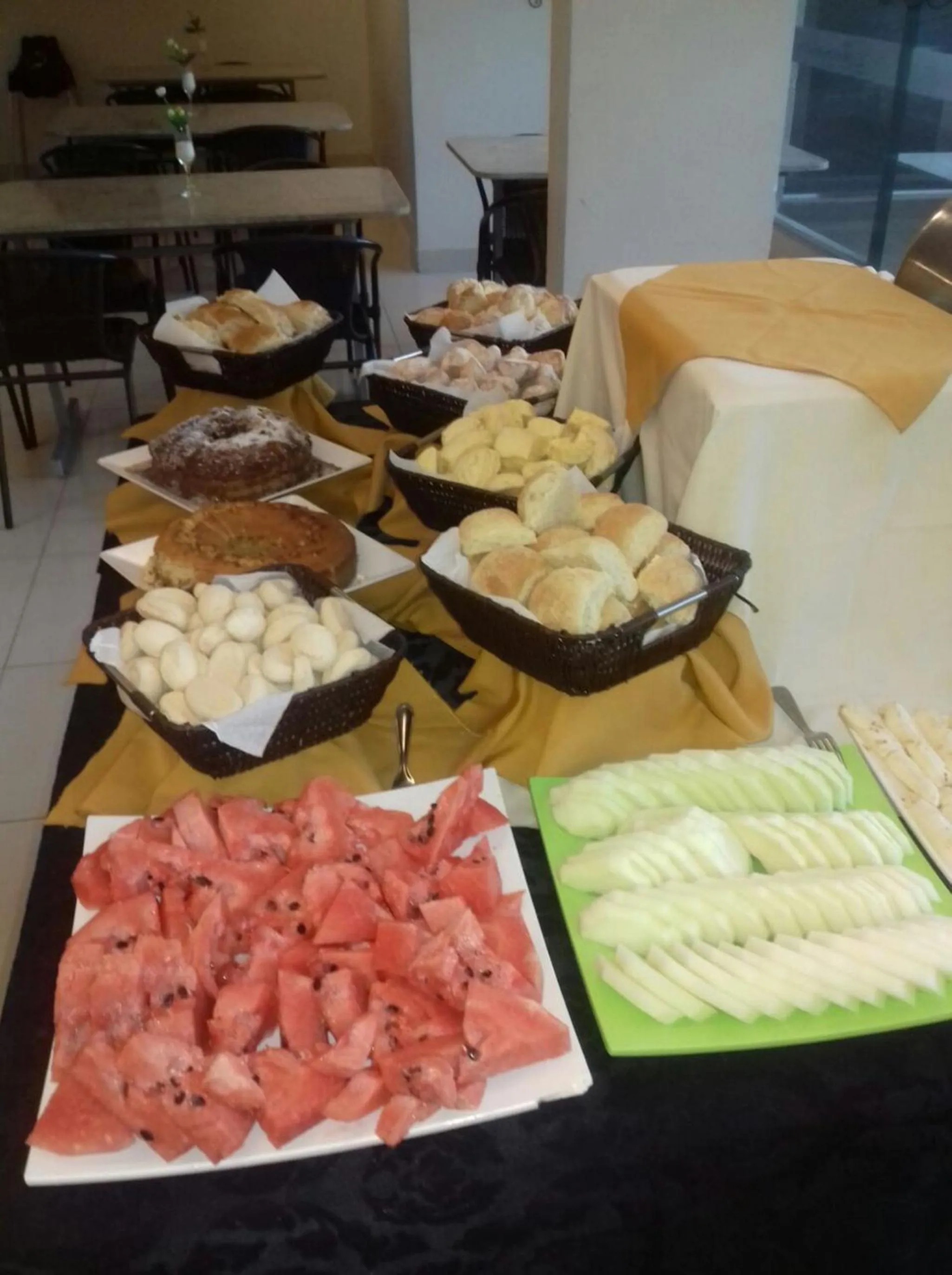 American breakfast in Hotel Morada das Águas