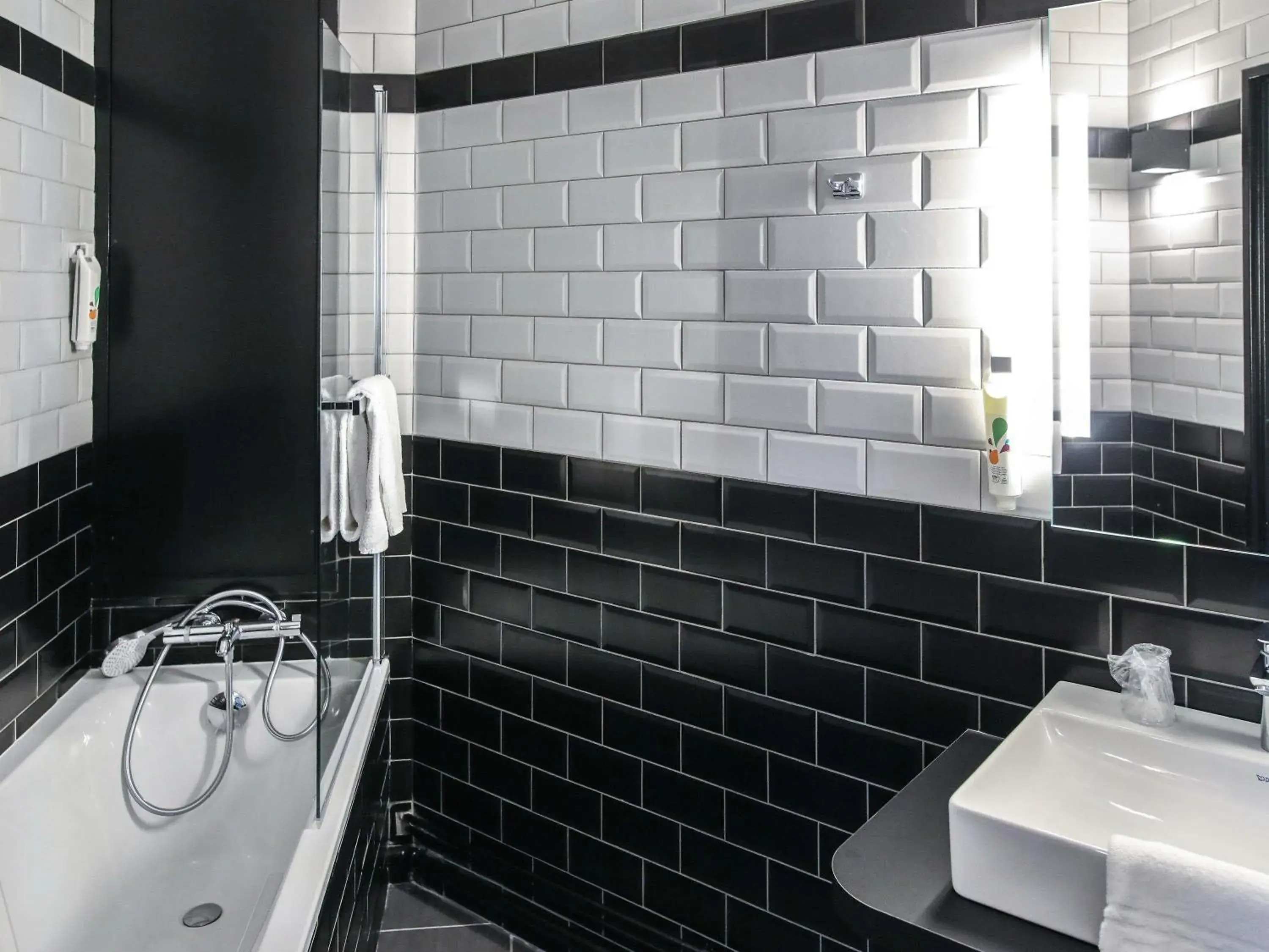 Bedroom in Ibis Styles Clermont-Ferrand République Bedroom in Ibis Styles Clermont-Ferrand République