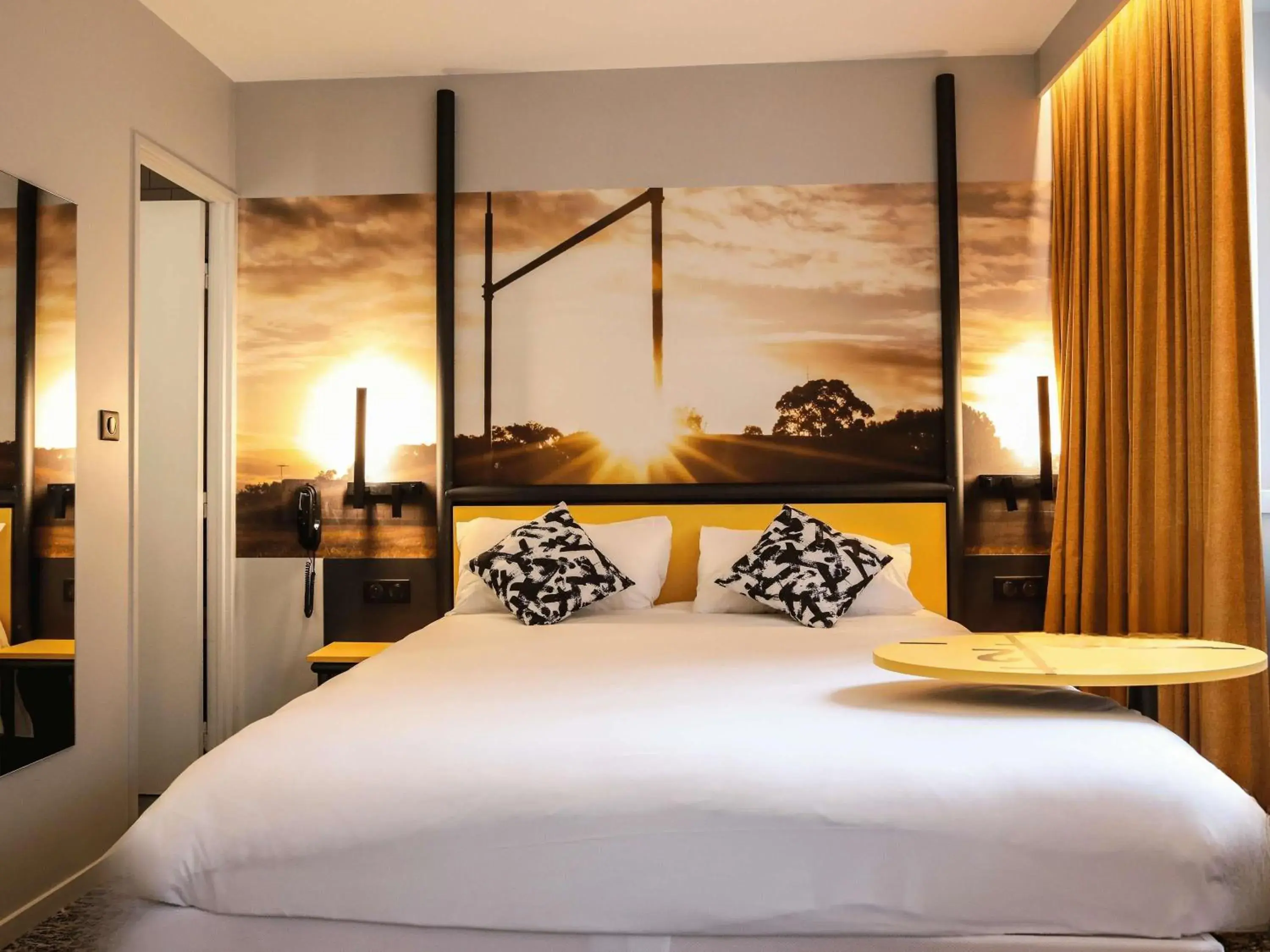 Property building, Bed in Ibis Styles Clermont-Ferrand République Property building, Bed in Ibis Styles Clermont-Ferrand République