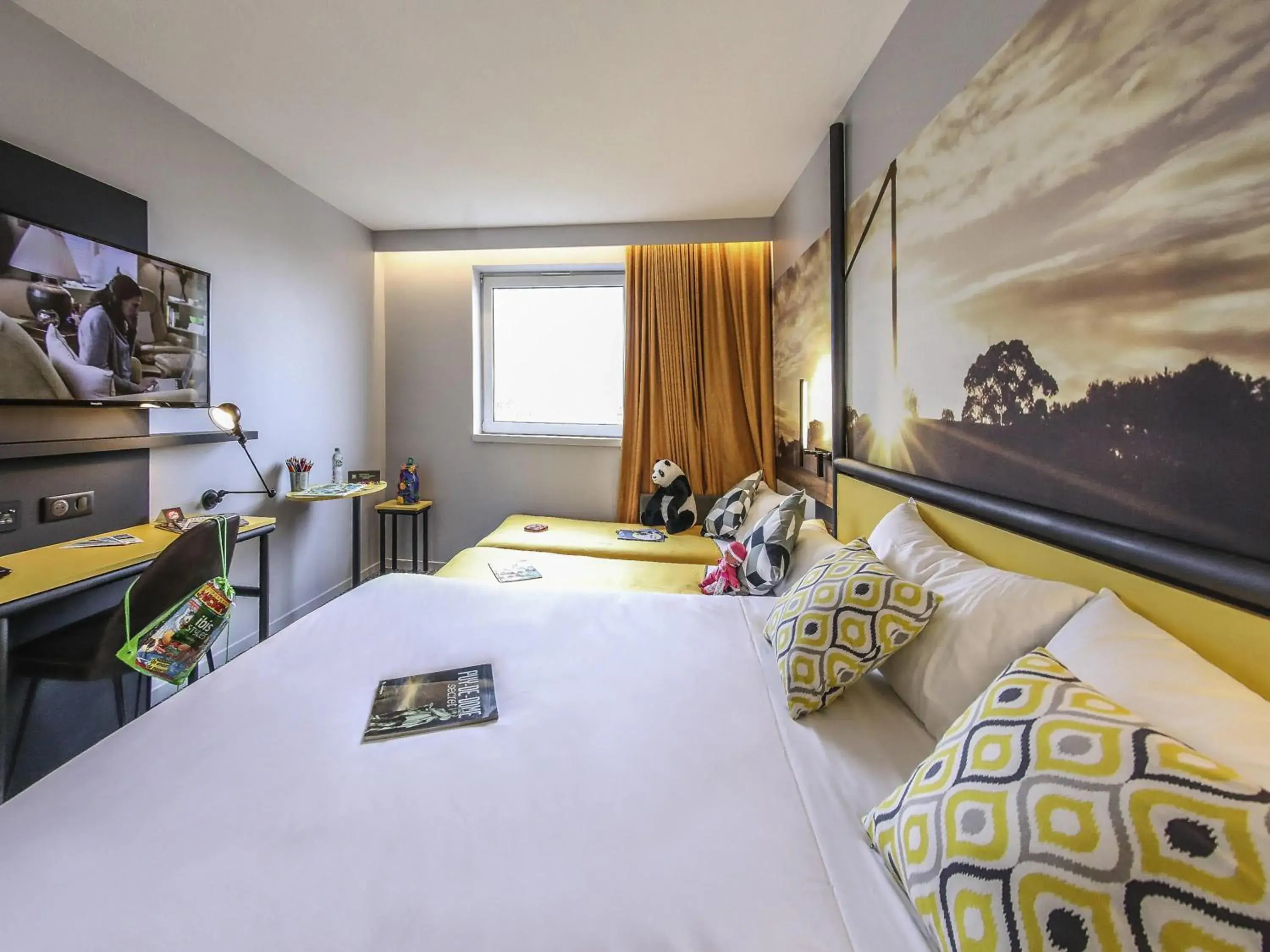 Bedroom, Bed in Ibis Styles Clermont-Ferrand République Bedroom, Bed in Ibis Styles Clermont-Ferrand République