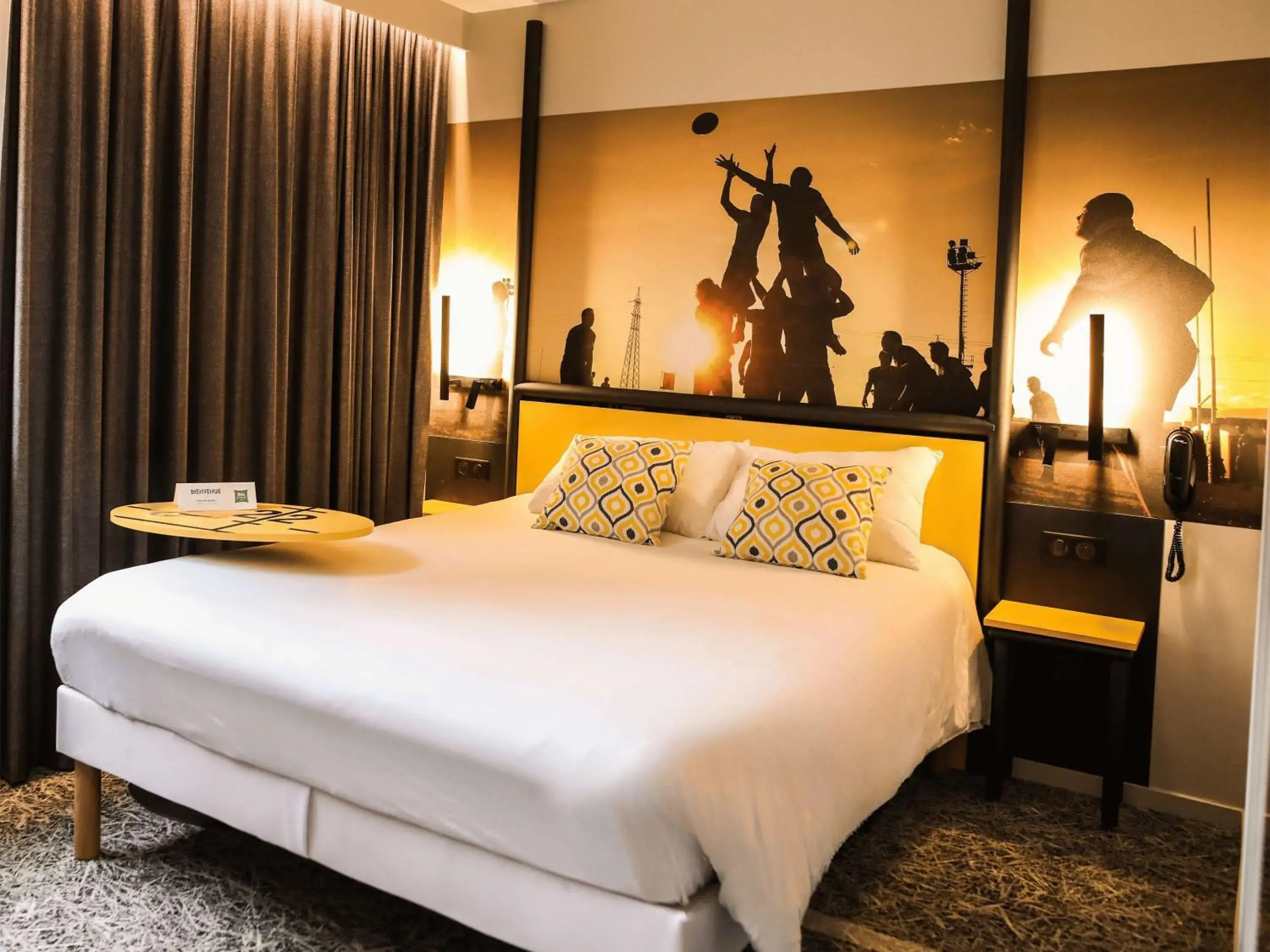 Bedroom, Bed in Ibis Styles Clermont-Ferrand République Bedroom, Bed in Ibis Styles Clermont-Ferrand République