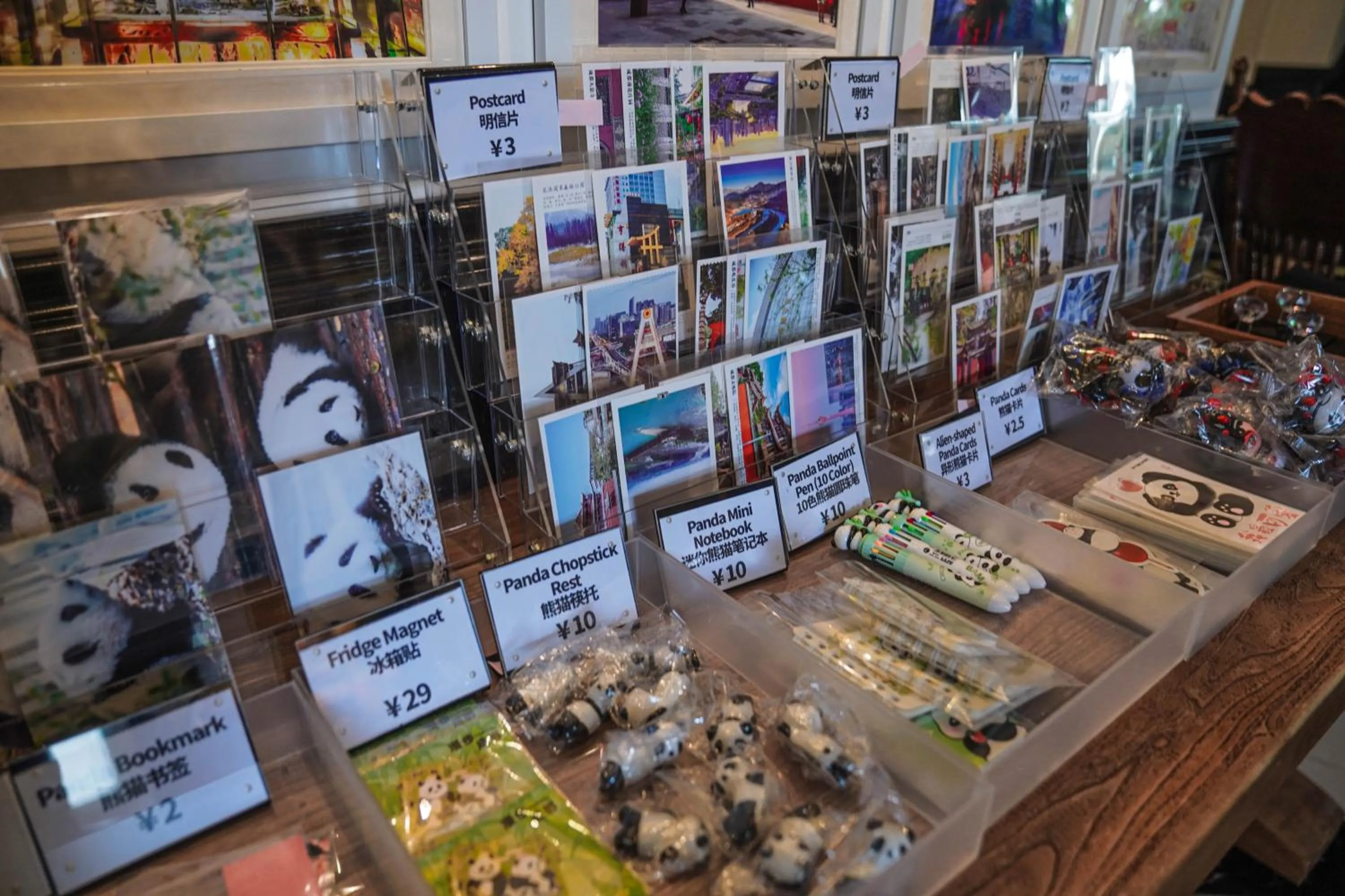 Coffee/tea facilities in Chengdu Local Tea Hostel - Short Walk To Taikooli - Chill & Social Coffee Lounge - Metro downstairs - Free Activities - Friendly English Speaking Staff - Tibet, Panda, Buddha & Snow Mountain Tours