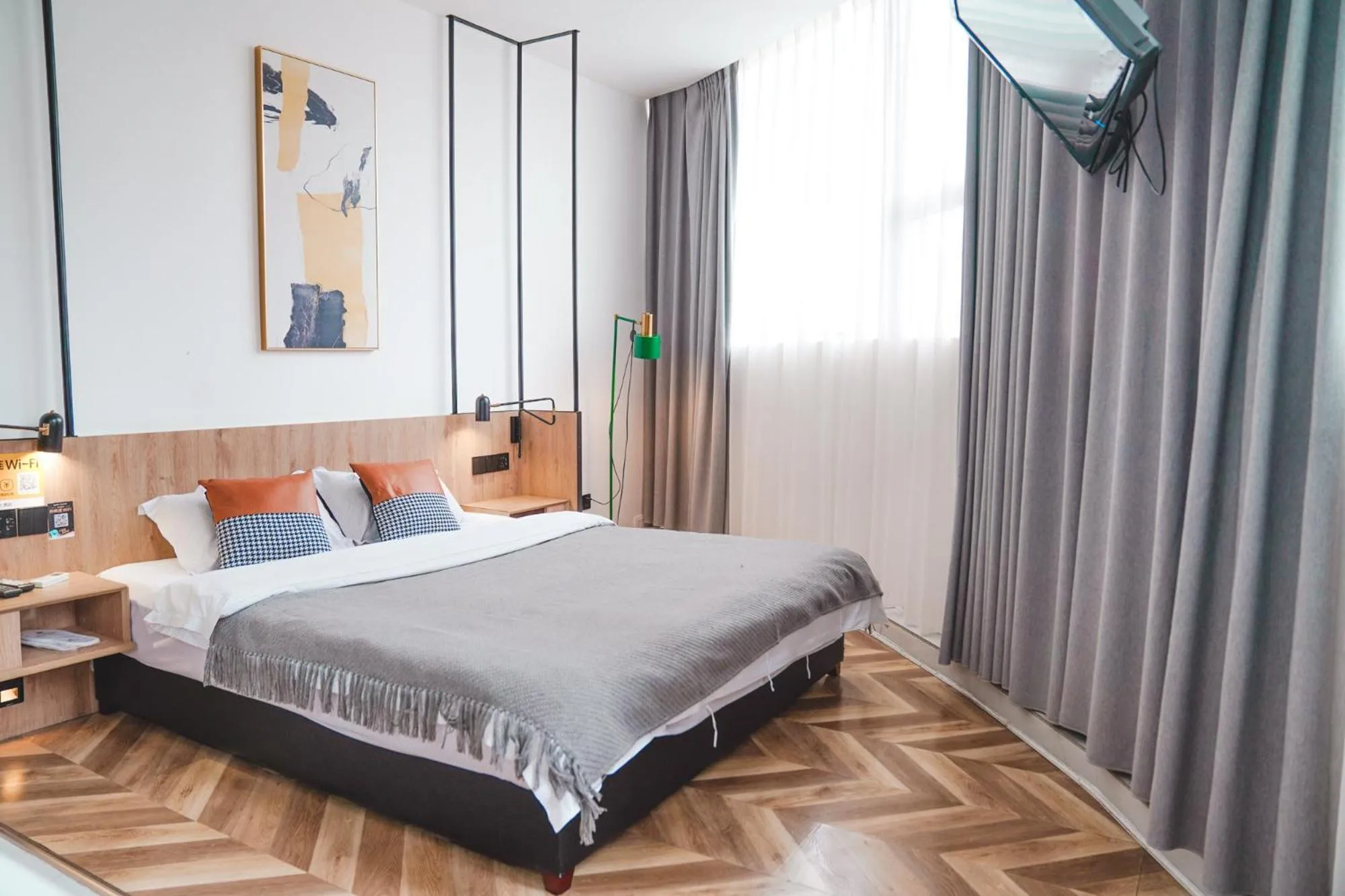 Photo of the whole room, Bed in Chengdu Local Tea Hostel - Short Walk To Taikooli - Chill & Social Coffee Lounge - Metro downstairs - Free Activities - Friendly English Speaking Staff - Tibet, Panda, Buddha & Snow Mountain Tours