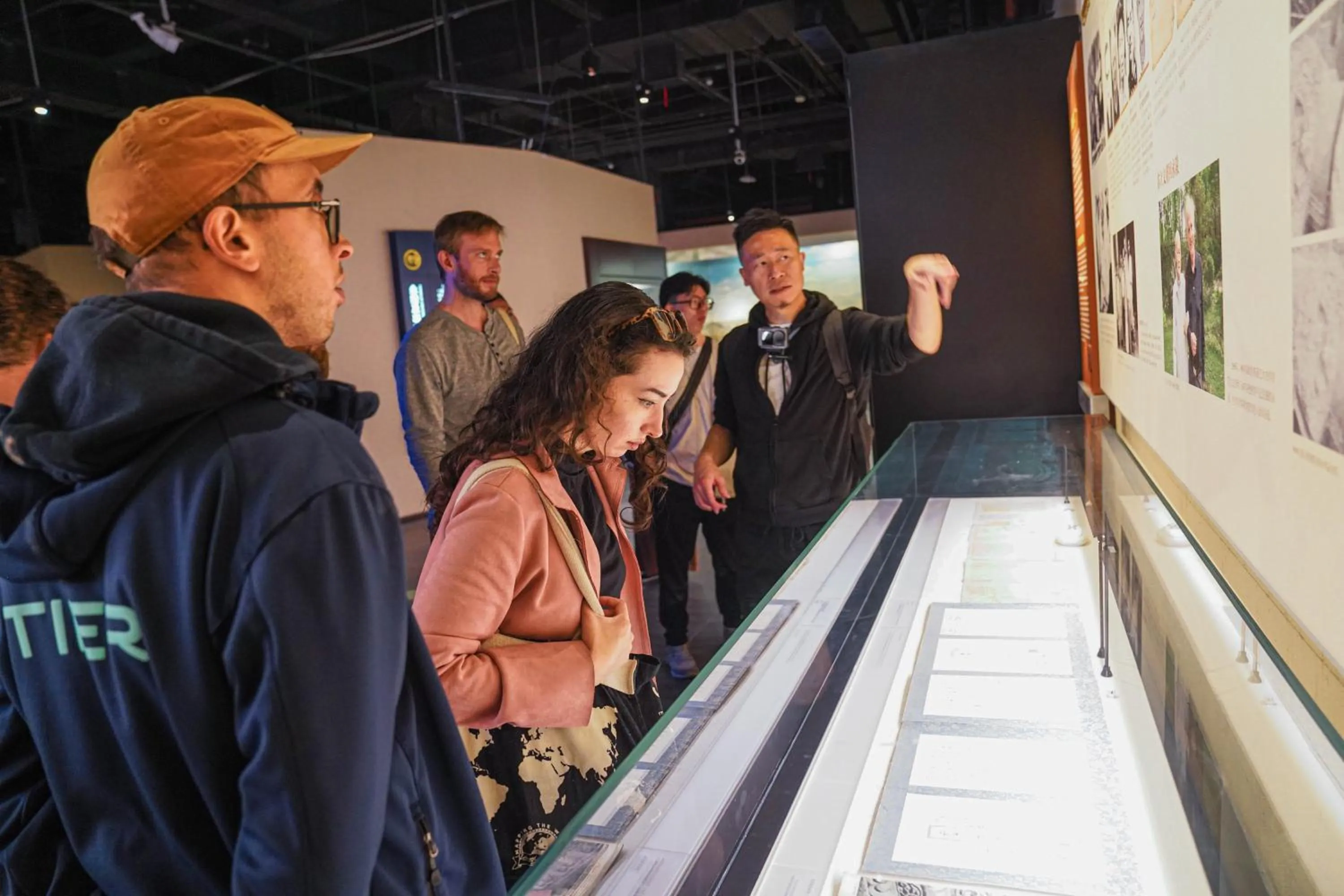 Activities in Chengdu Local Tea Hostel - Short Walk To Taikooli - Chill & Social Coffee Lounge - Metro downstairs - Free Activities - Friendly English Speaking Staff - Tibet, Panda, Buddha & Snow Mountain Tours