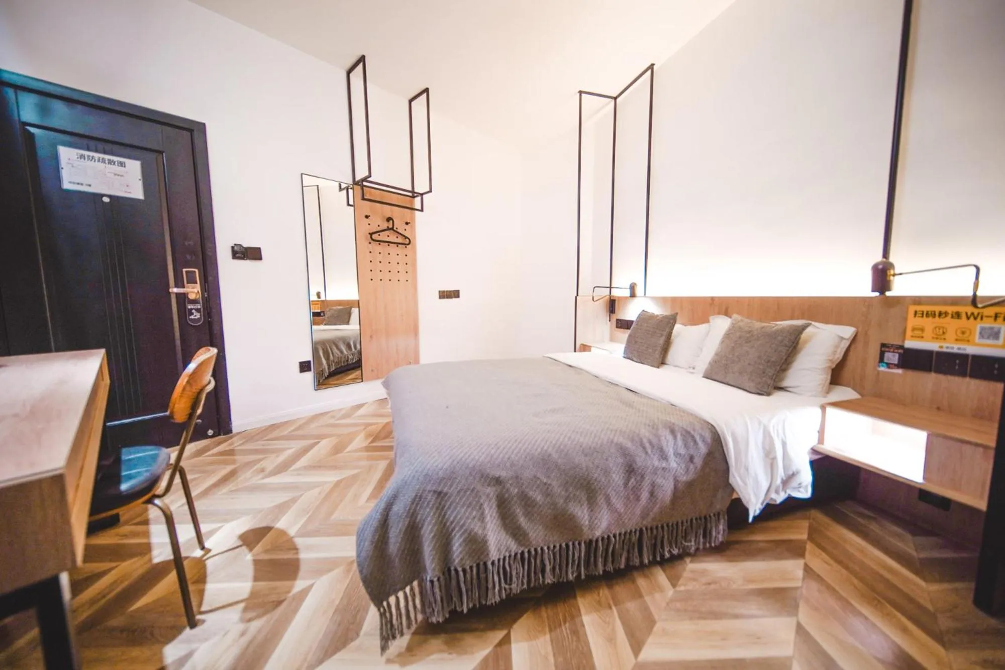 Photo of the whole room, Bed in Chengdu Local Tea Hostel - Short Walk To Taikooli - Chill & Social Coffee Lounge - Metro downstairs - Free Activities - Friendly English Speaking Staff - Tibet, Panda, Buddha & Snow Mountain Tours