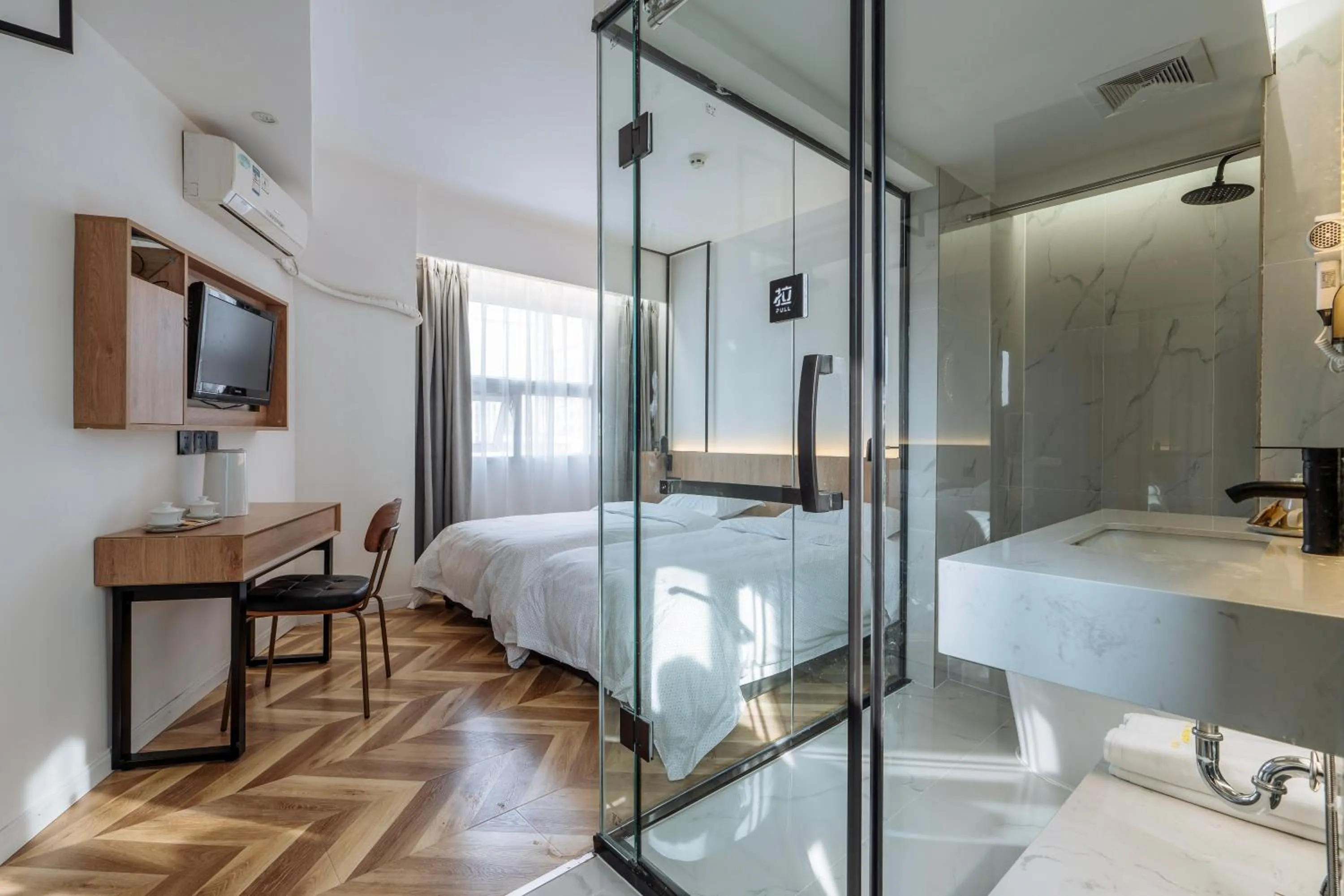 Photo of the whole room, Bed in Chengdu Local Tea Hostel - Short Walk To Taikooli - Chill & Social Coffee Lounge - Metro downstairs - Free Activities - Friendly English Speaking Staff - Tibet, Panda, Buddha & Snow Mountain Tours