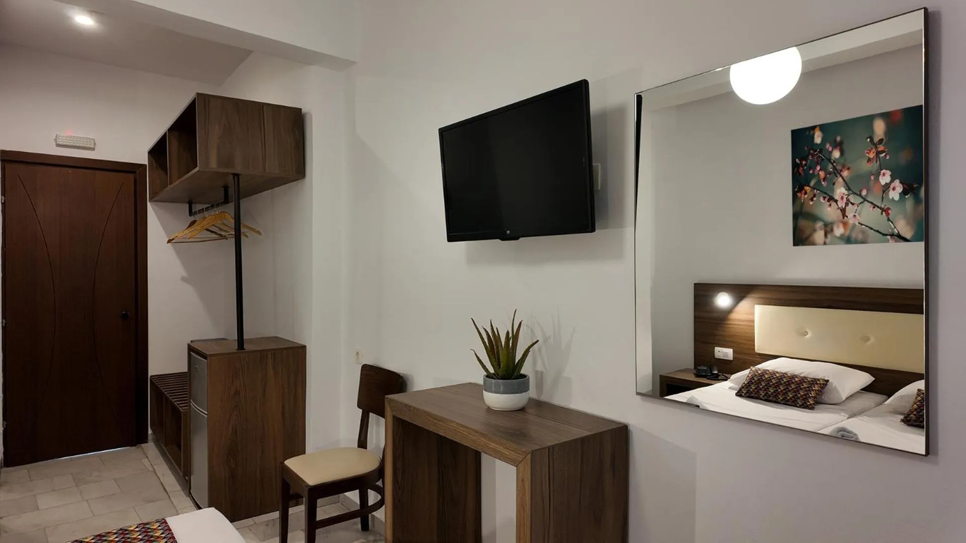 Decorative detail, Bed in Hotel Santorini