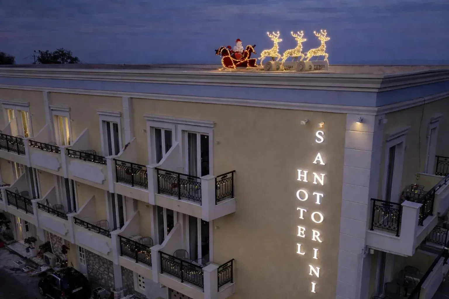 Property building in Hotel Santorini Property building in Hotel Santorini