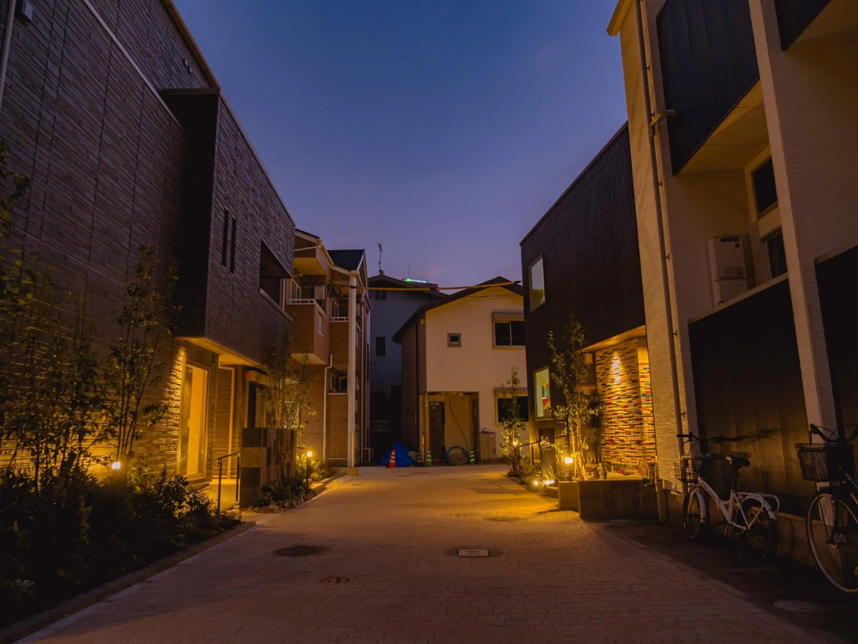 Property building in Bond Base Property building in Bond Base