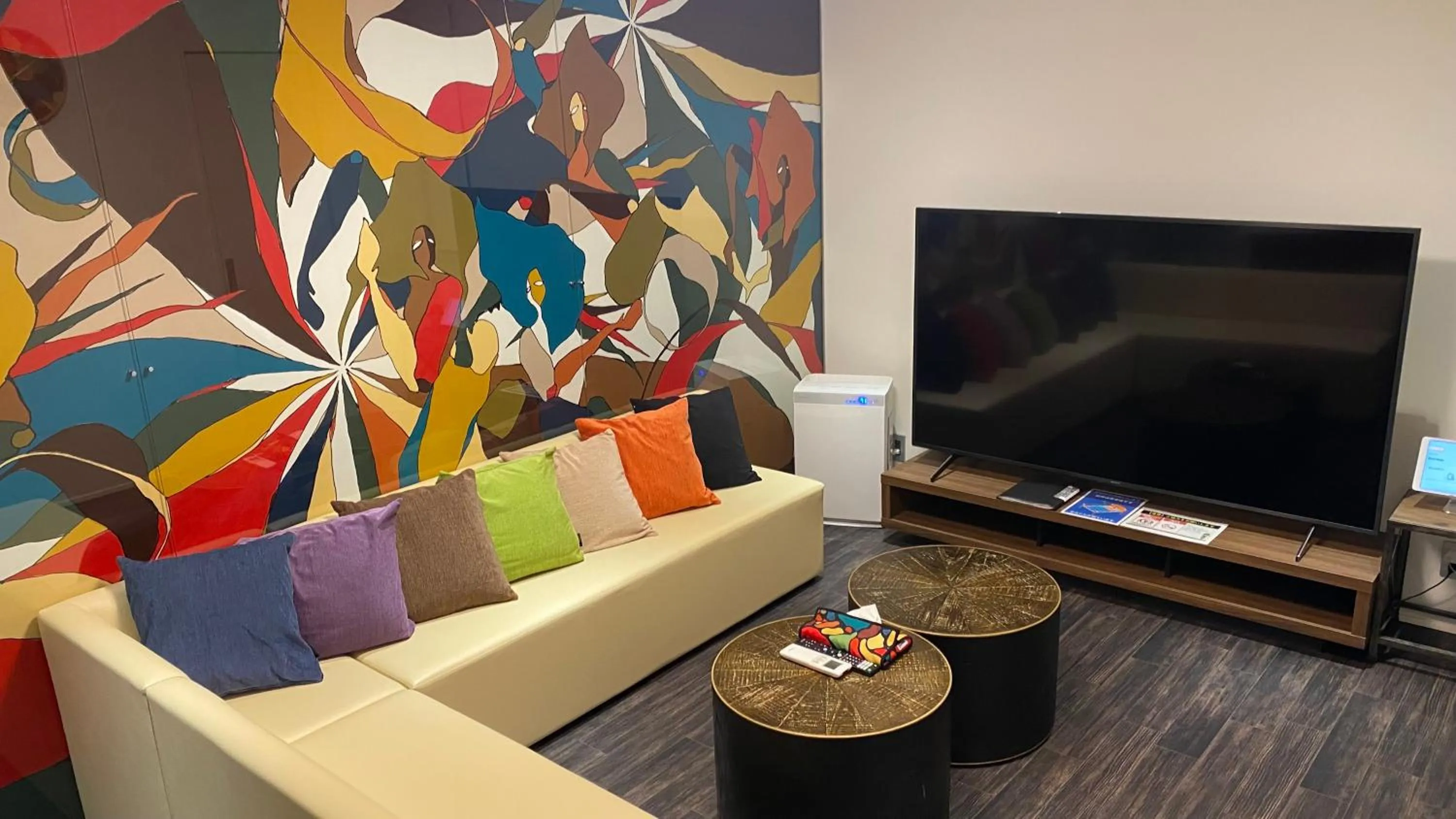 Living room in Bond Base