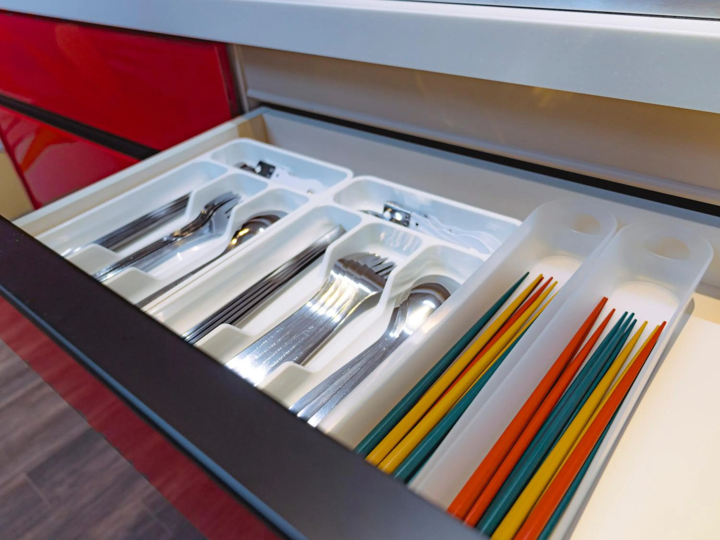 Kitchen or kitchenette in Bond Base