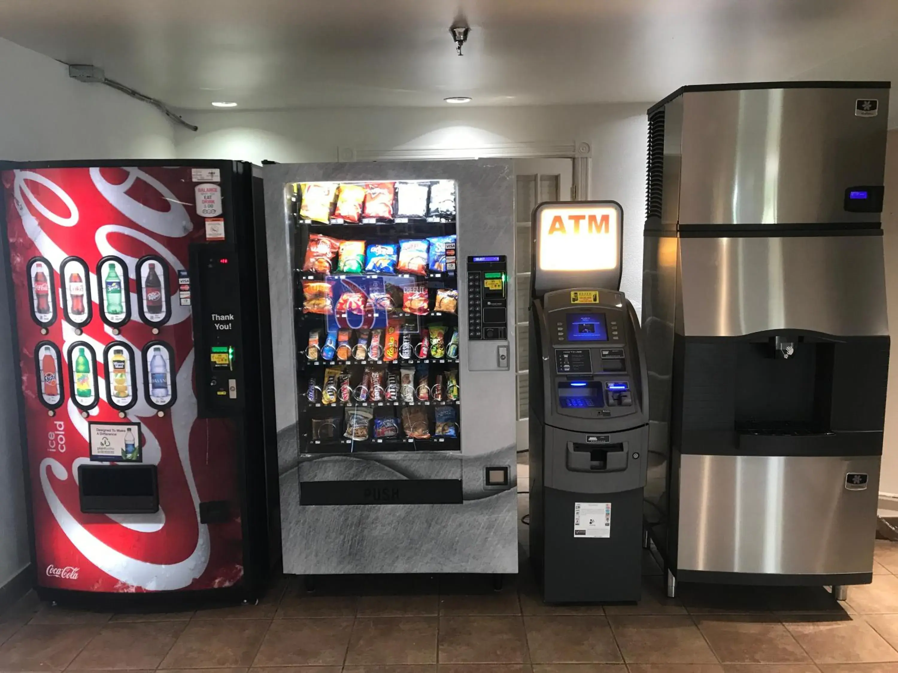 Food and drinks in Motel 6-Raleigh, NC - North Food and drinks in Motel 6-Raleigh, NC - North