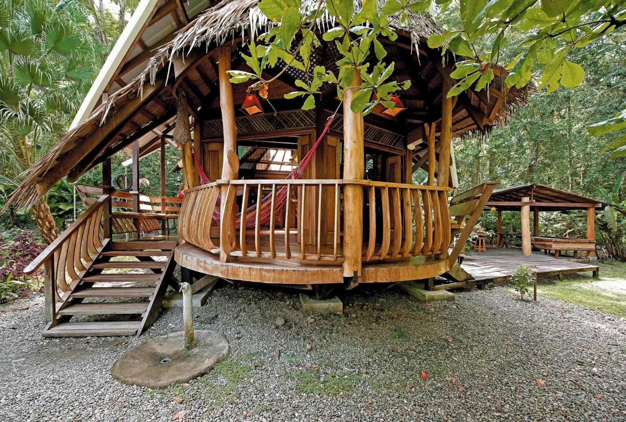Balcony/Terrace in Tree House Beachfront Lodge