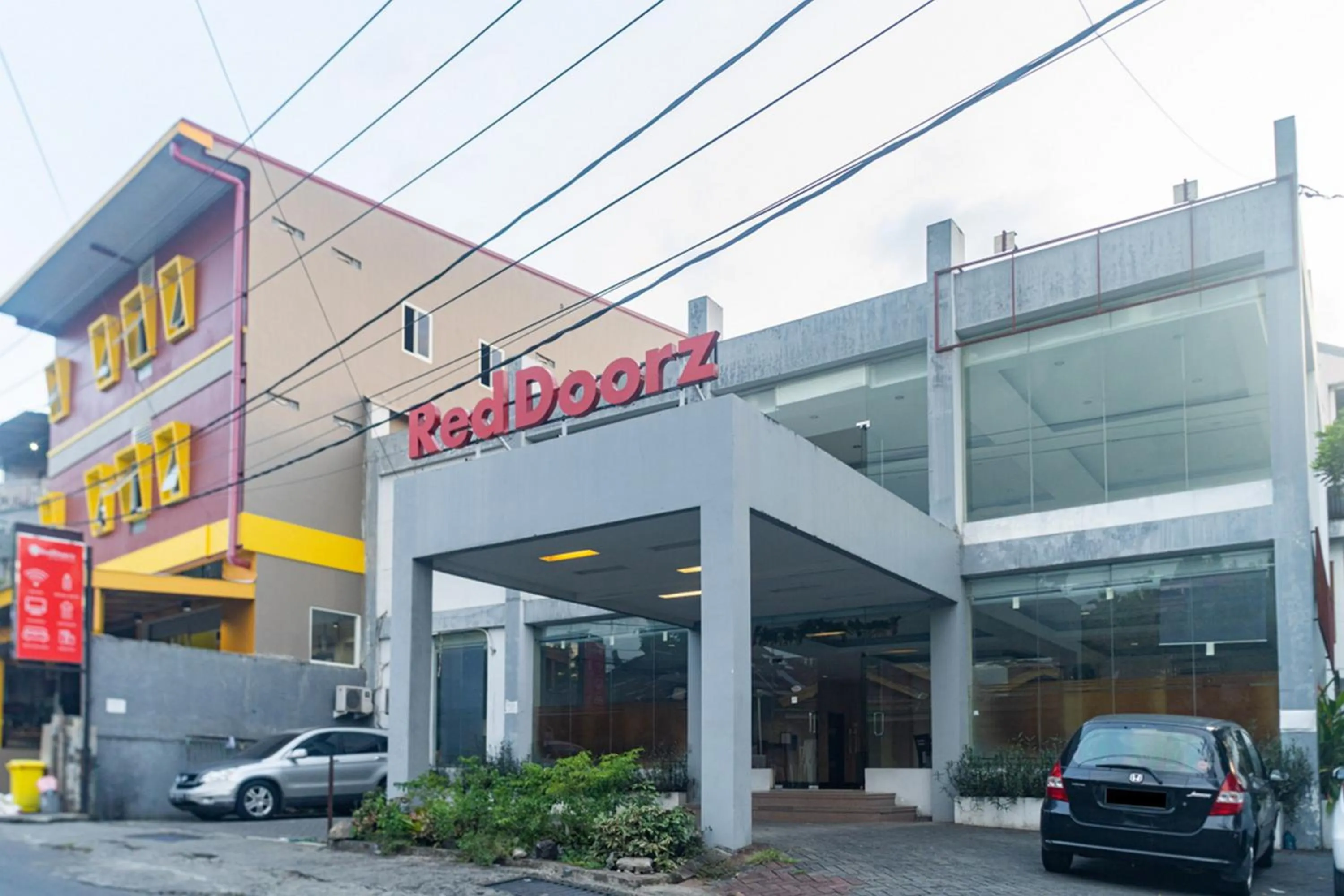 RedDoorz near Bahu Mall Manado