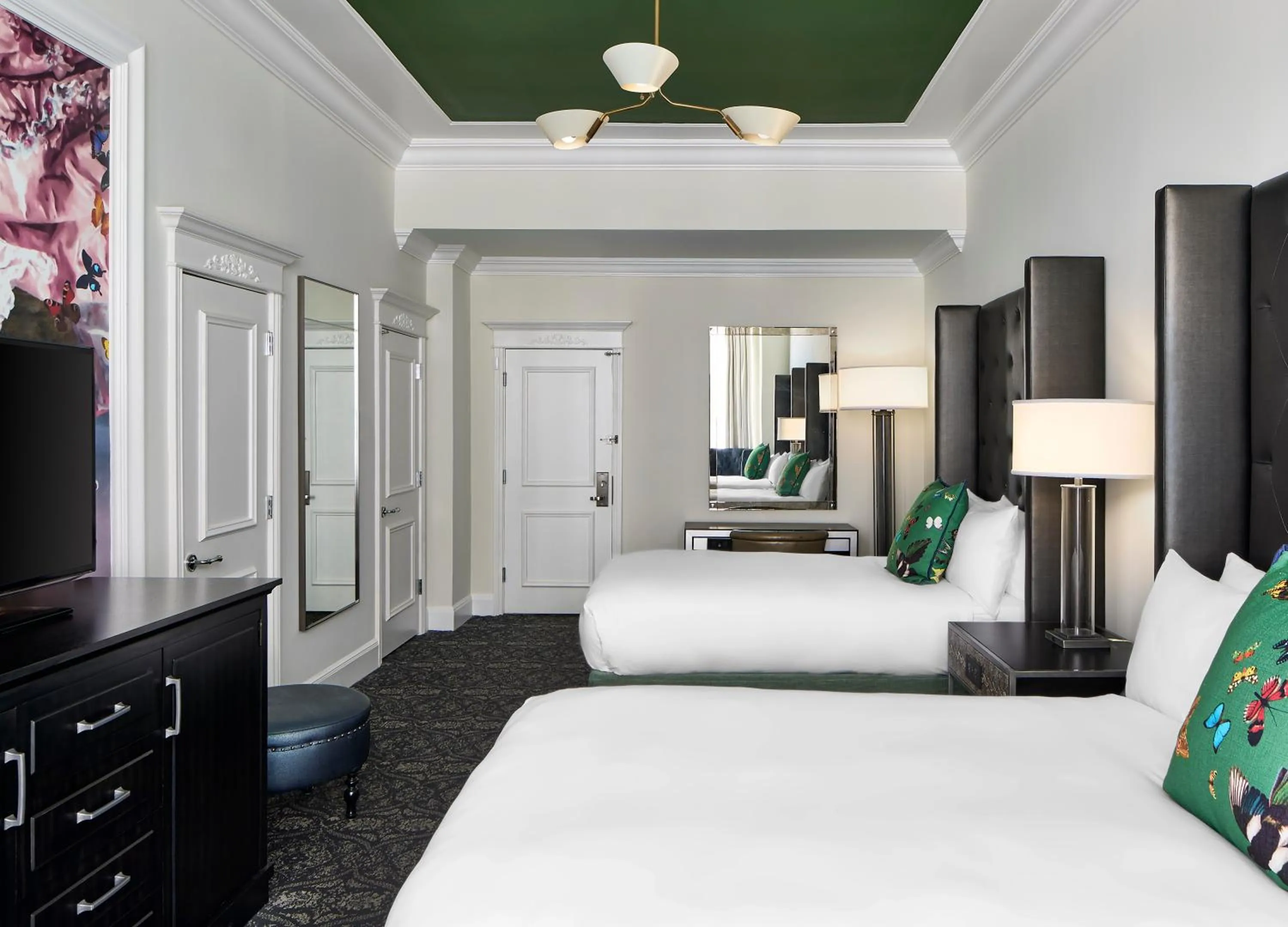 Bedroom, Bed in Le Pavillon, New Orleans, a Tribute Portfolio Hotel