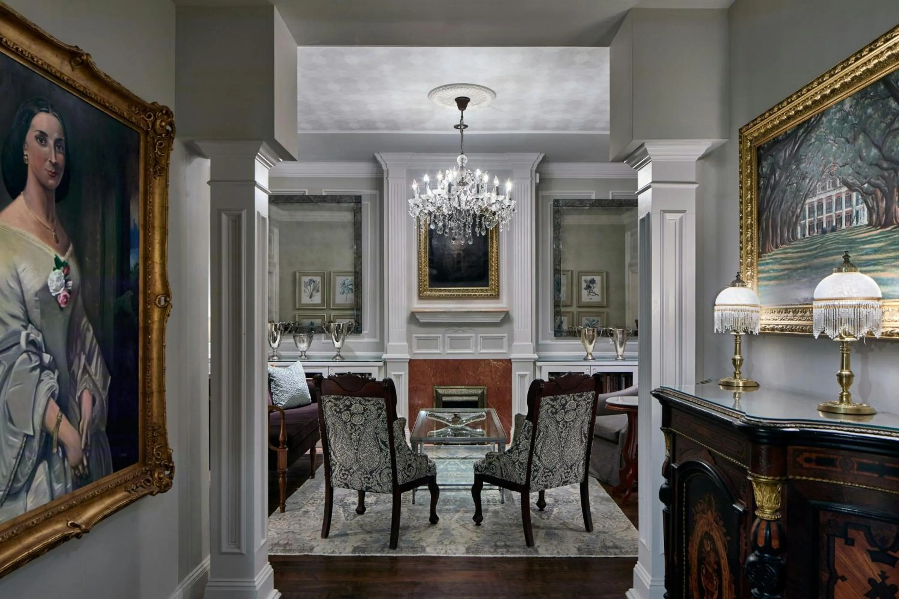 Photo of the whole room in Le Pavillon, New Orleans, a Tribute Portfolio Hotel