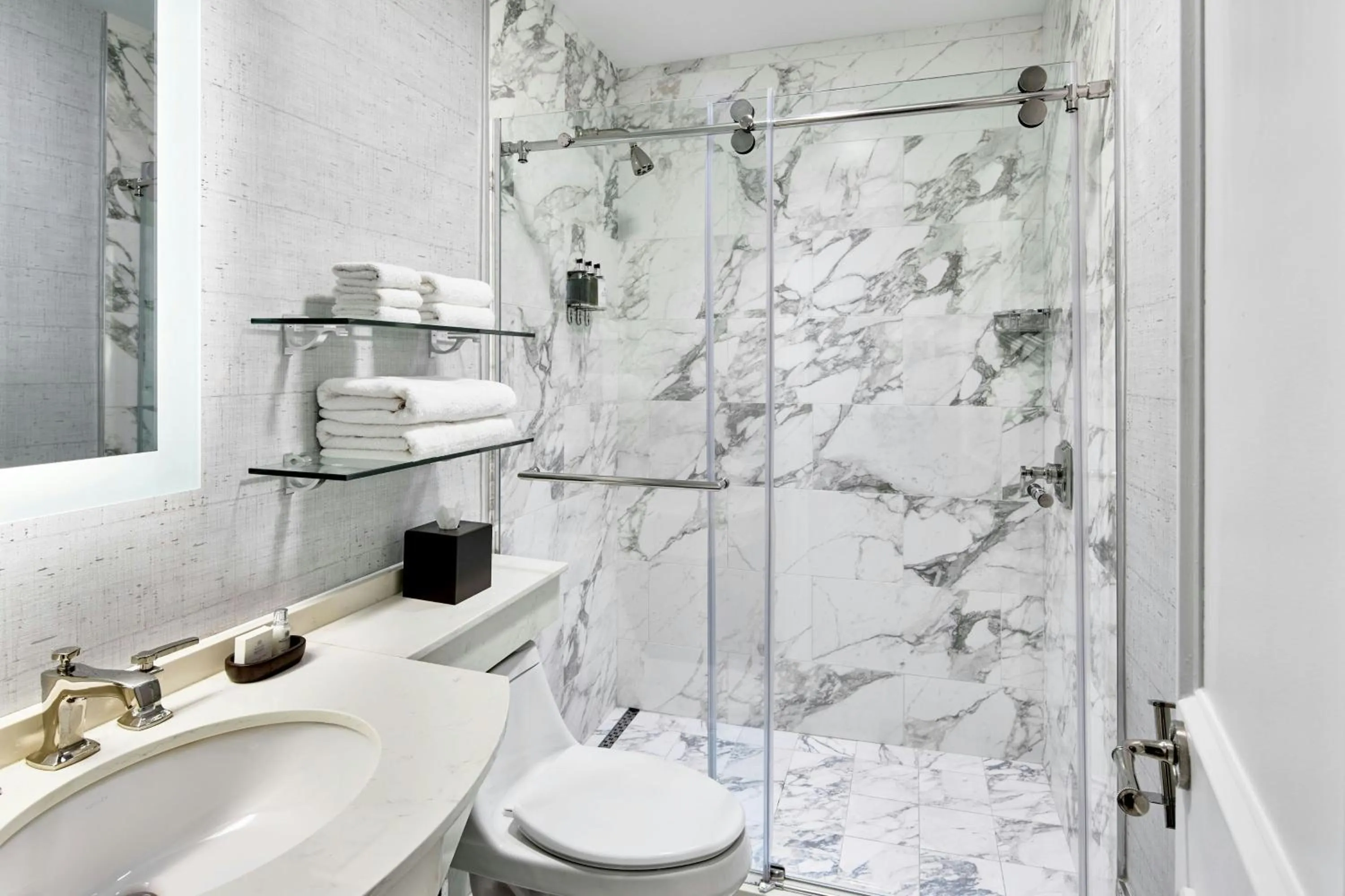 Bathroom in Le Pavillon, New Orleans, a Tribute Portfolio Hotel