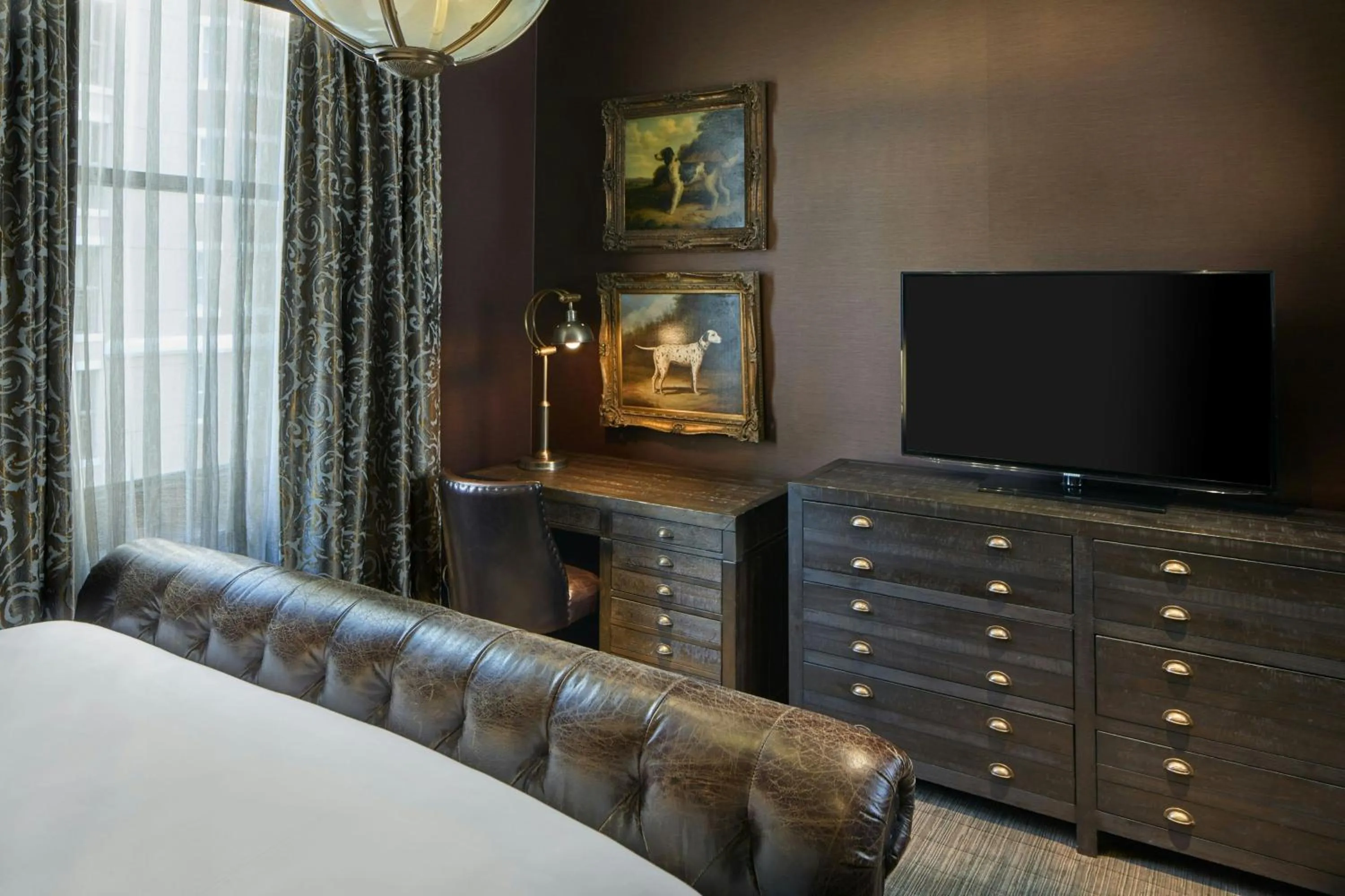 Bedroom, Bed in Le Pavillon, New Orleans, a Tribute Portfolio Hotel