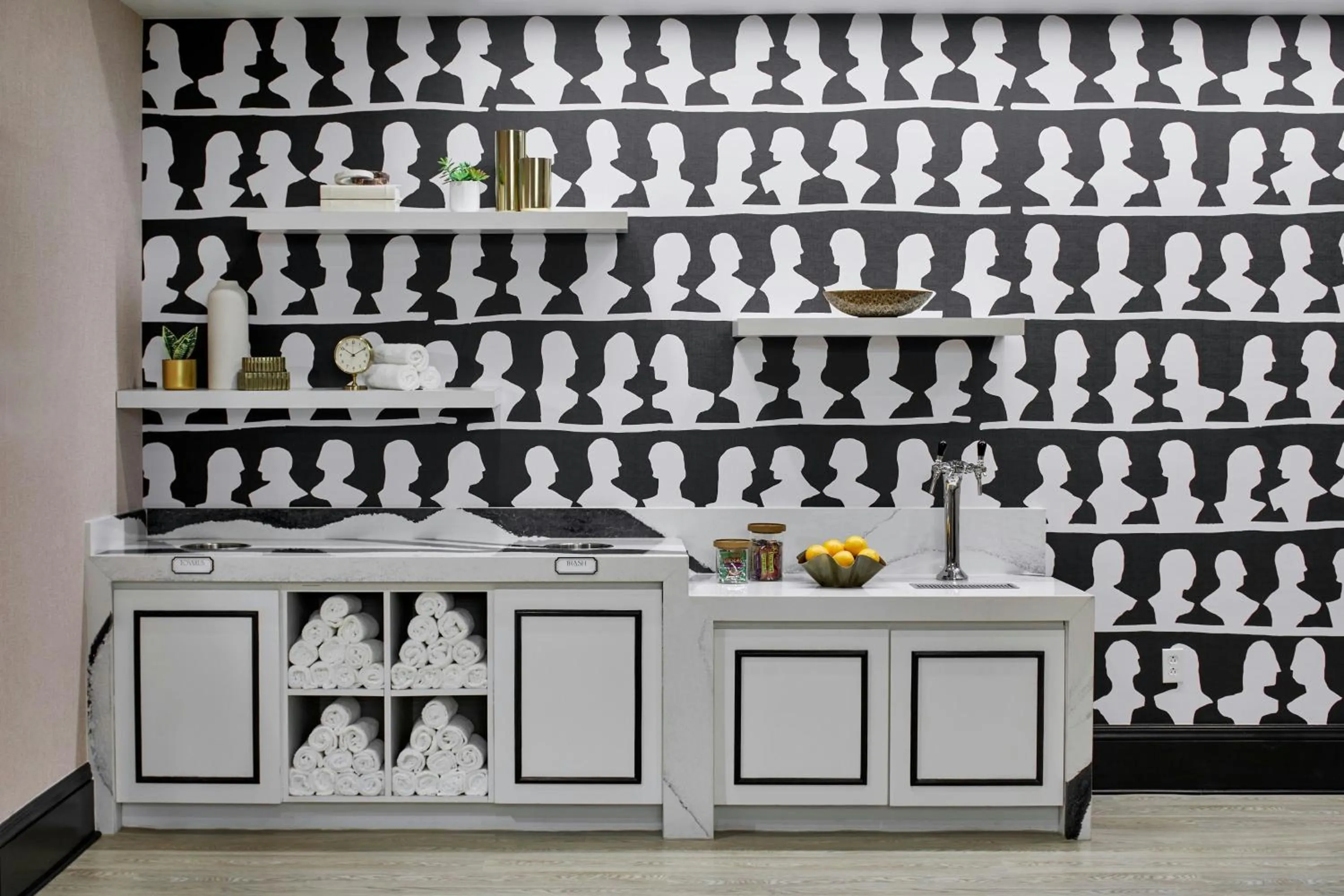 Fitness centre/facilities in Le Pavillon, New Orleans, a Tribute Portfolio Hotel