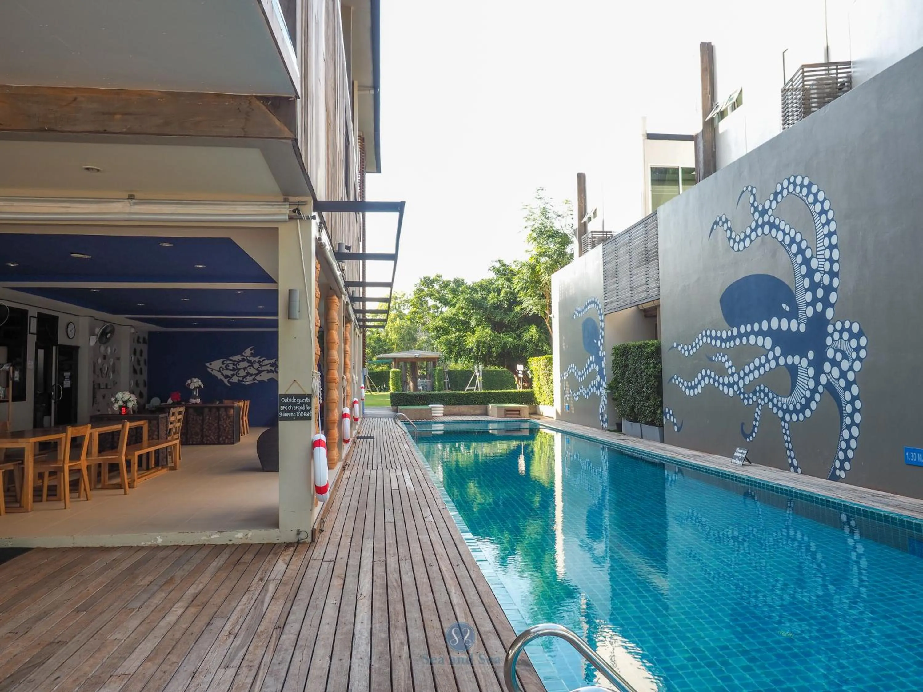 Restaurant/places to eat in Sea and Sea Villa Sangaroon